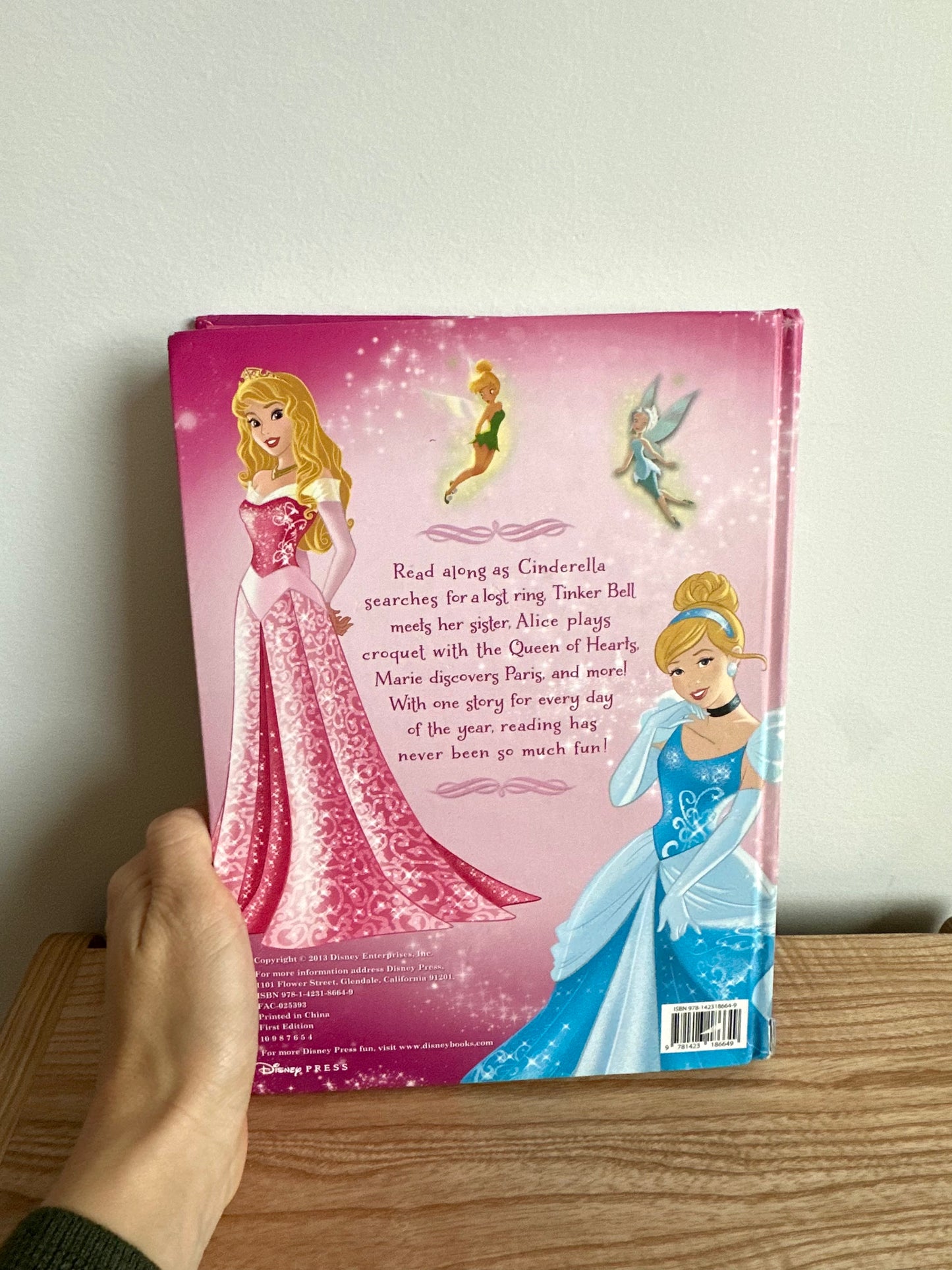 Disney 365 Stories for Girls Book / 4-8 years (No Shipping)