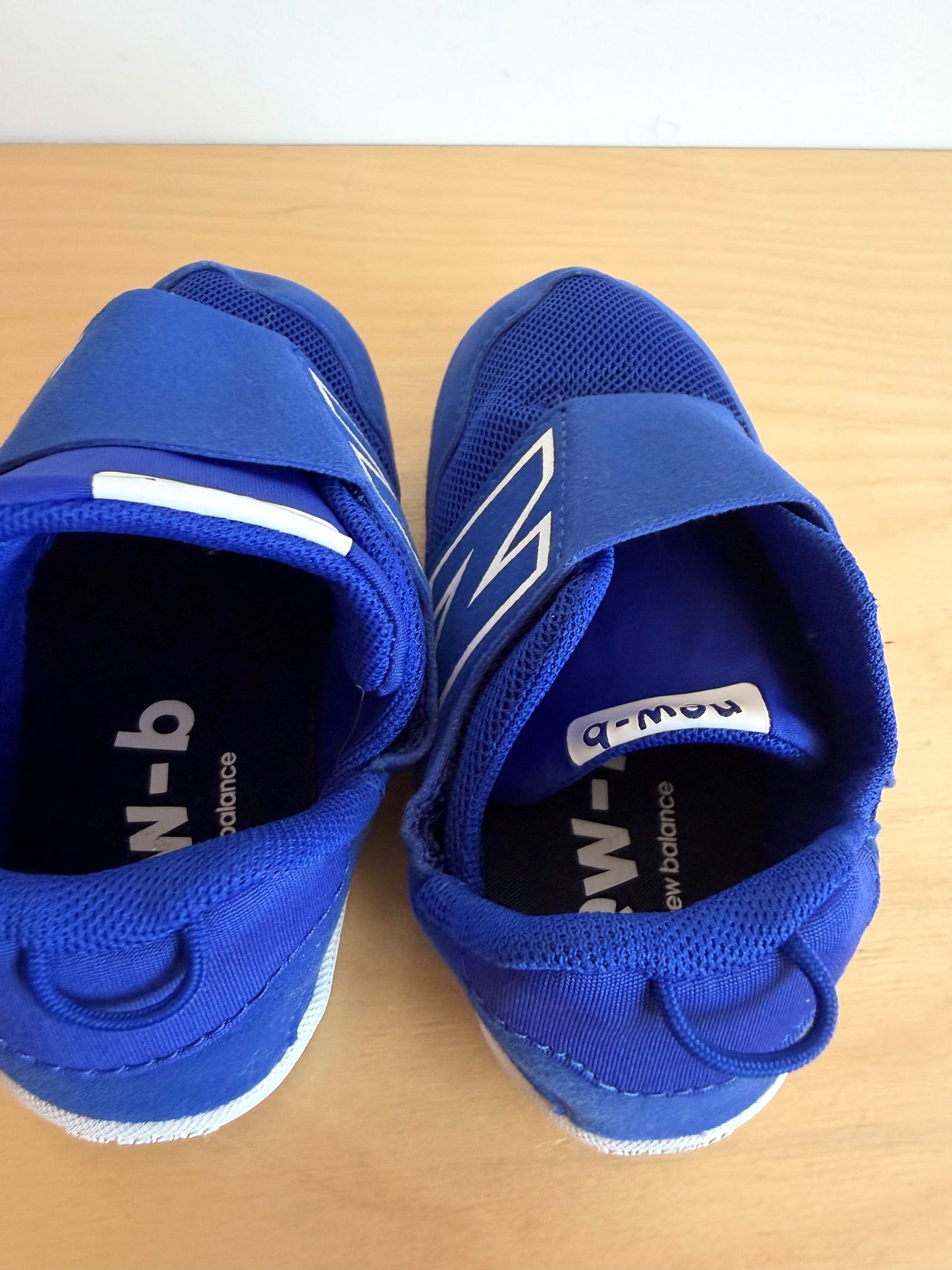 New Balance Easy Slip on Sneakers / Size 9 Toddler