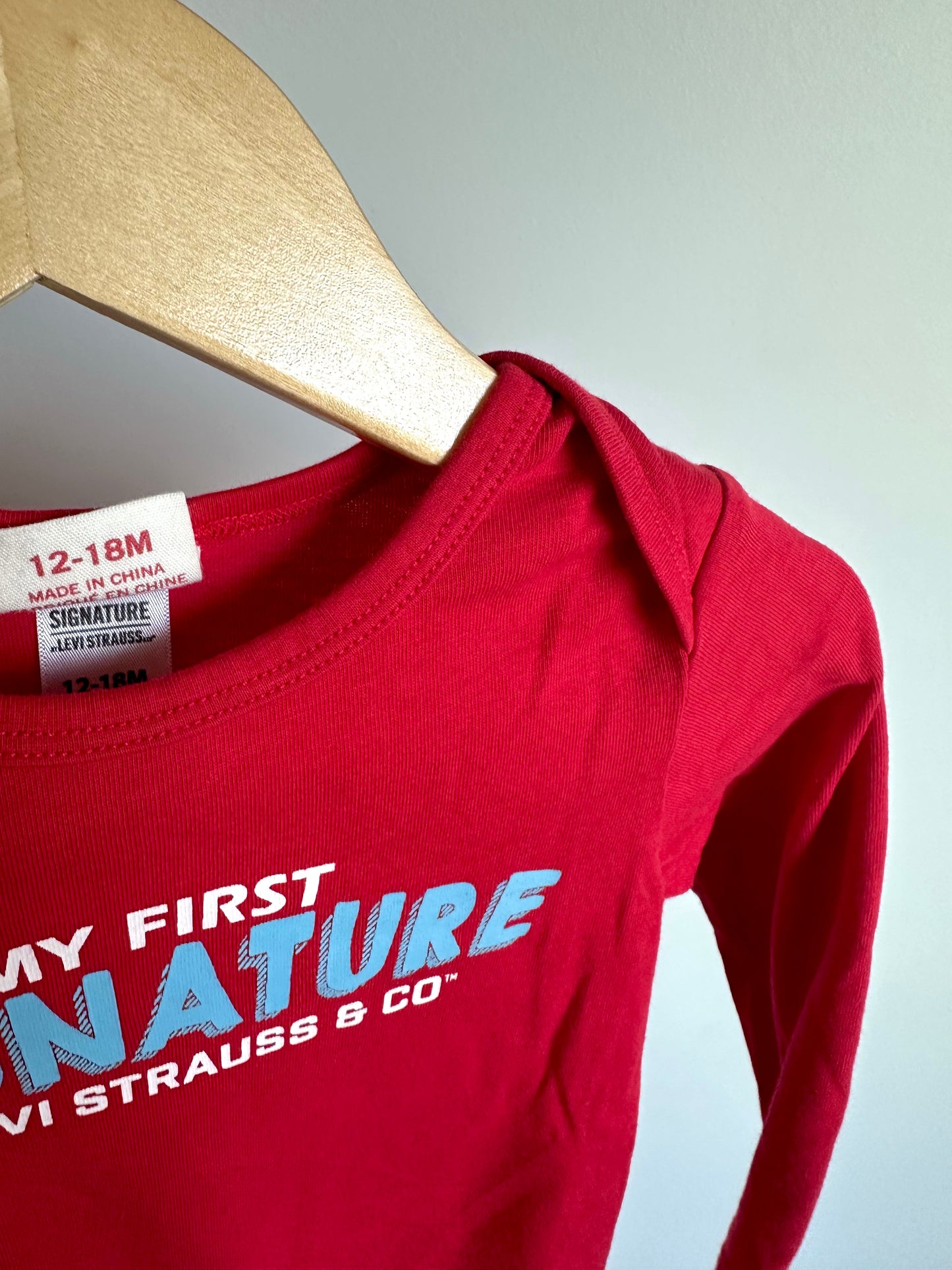 Levi's Red Bodysuit / 12-18m