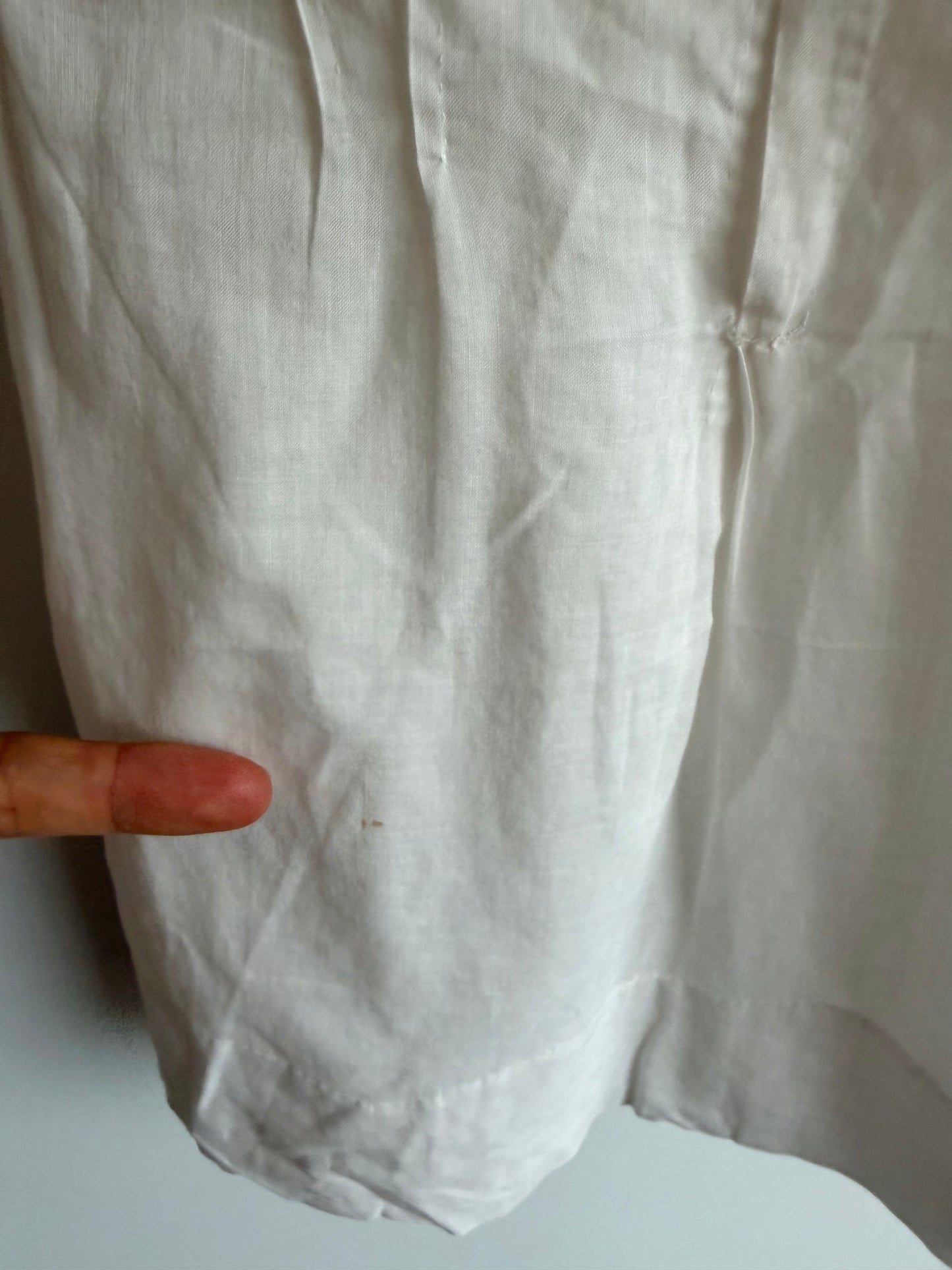 Vintage Dainty Cream Embroidery Dress / 0-6m?