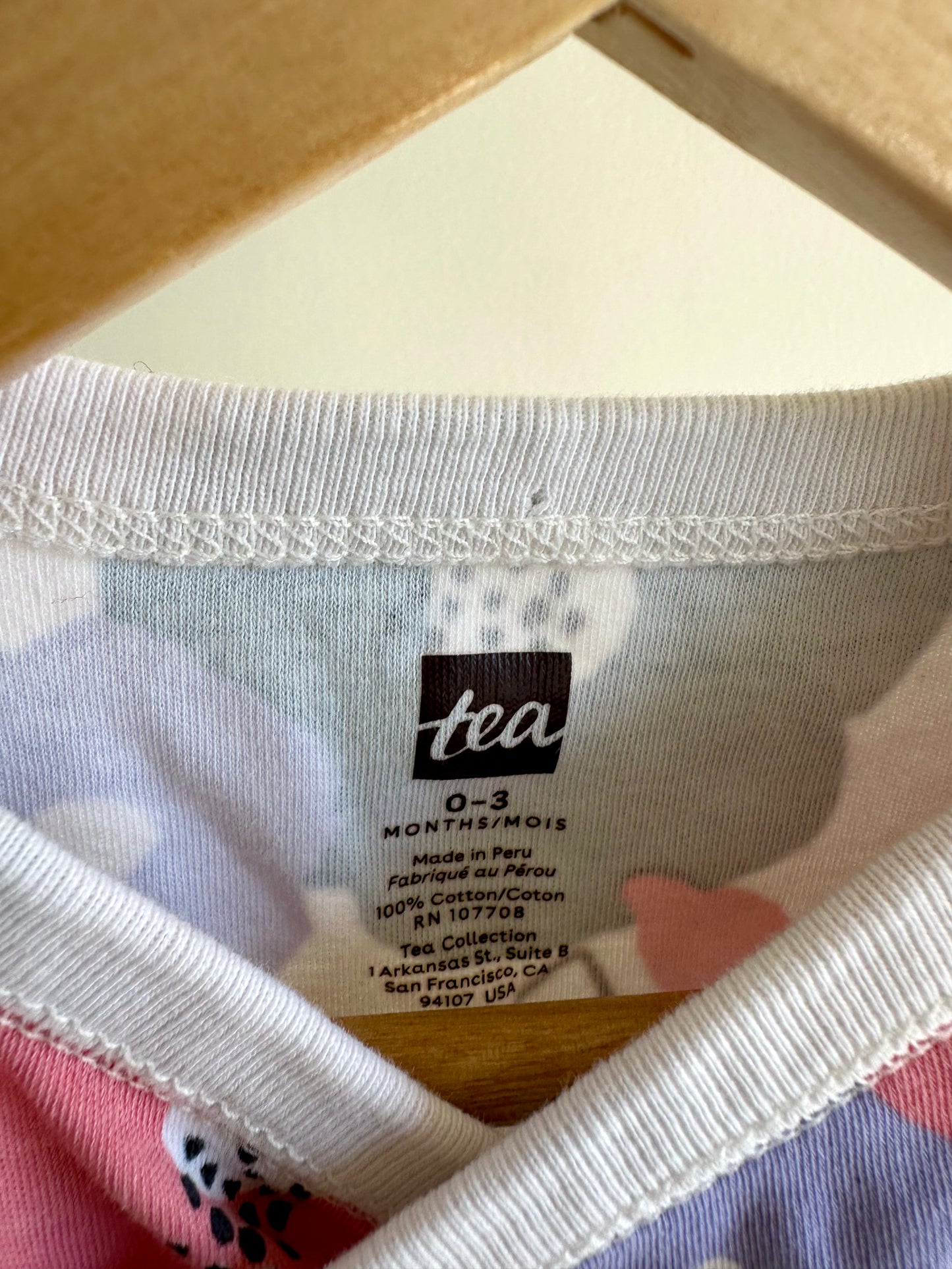 Tea Collection Bright Flowers Side Snap Top / 0-3m