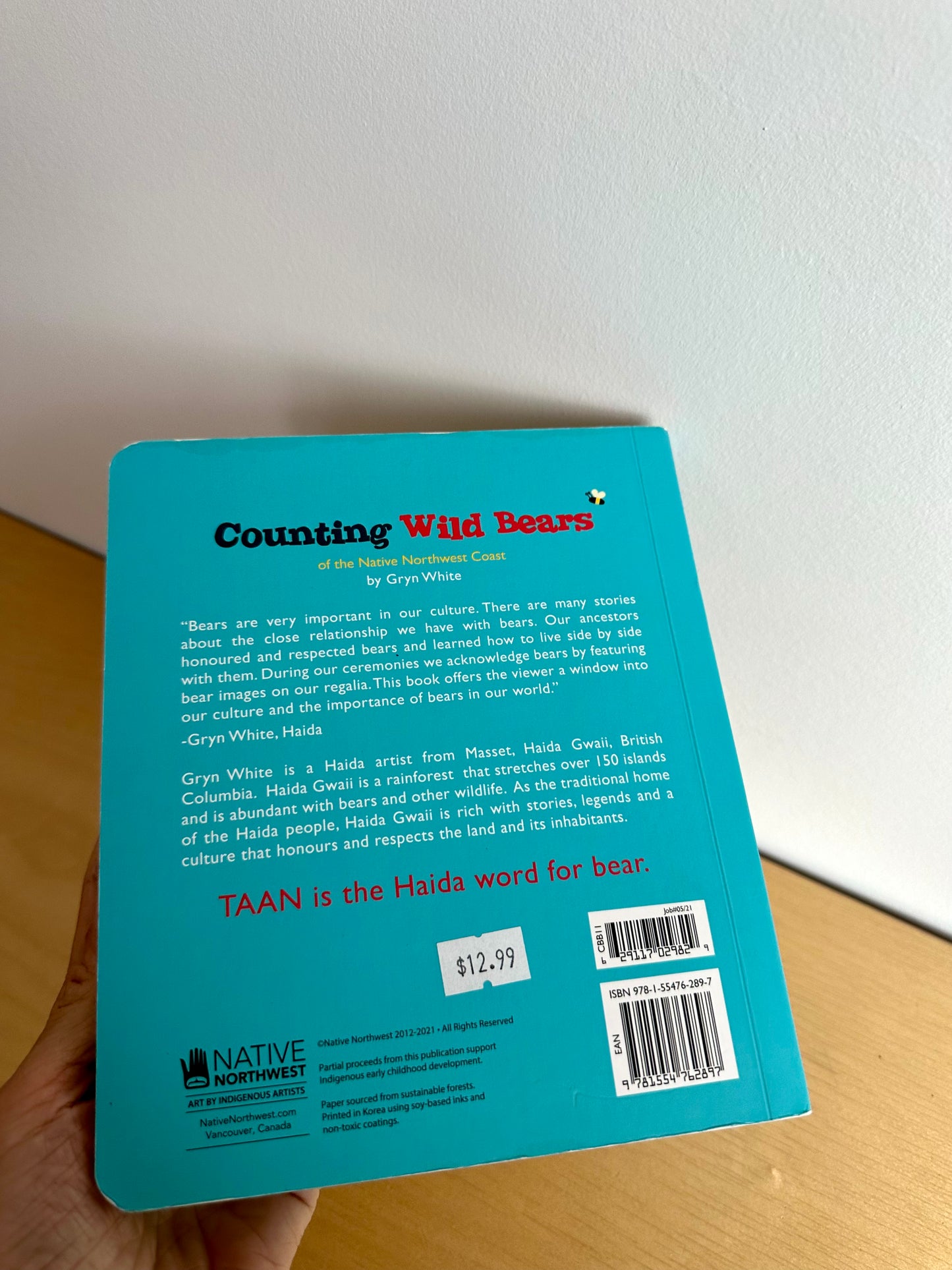 Counting Wild Bears Book / 0-2 years