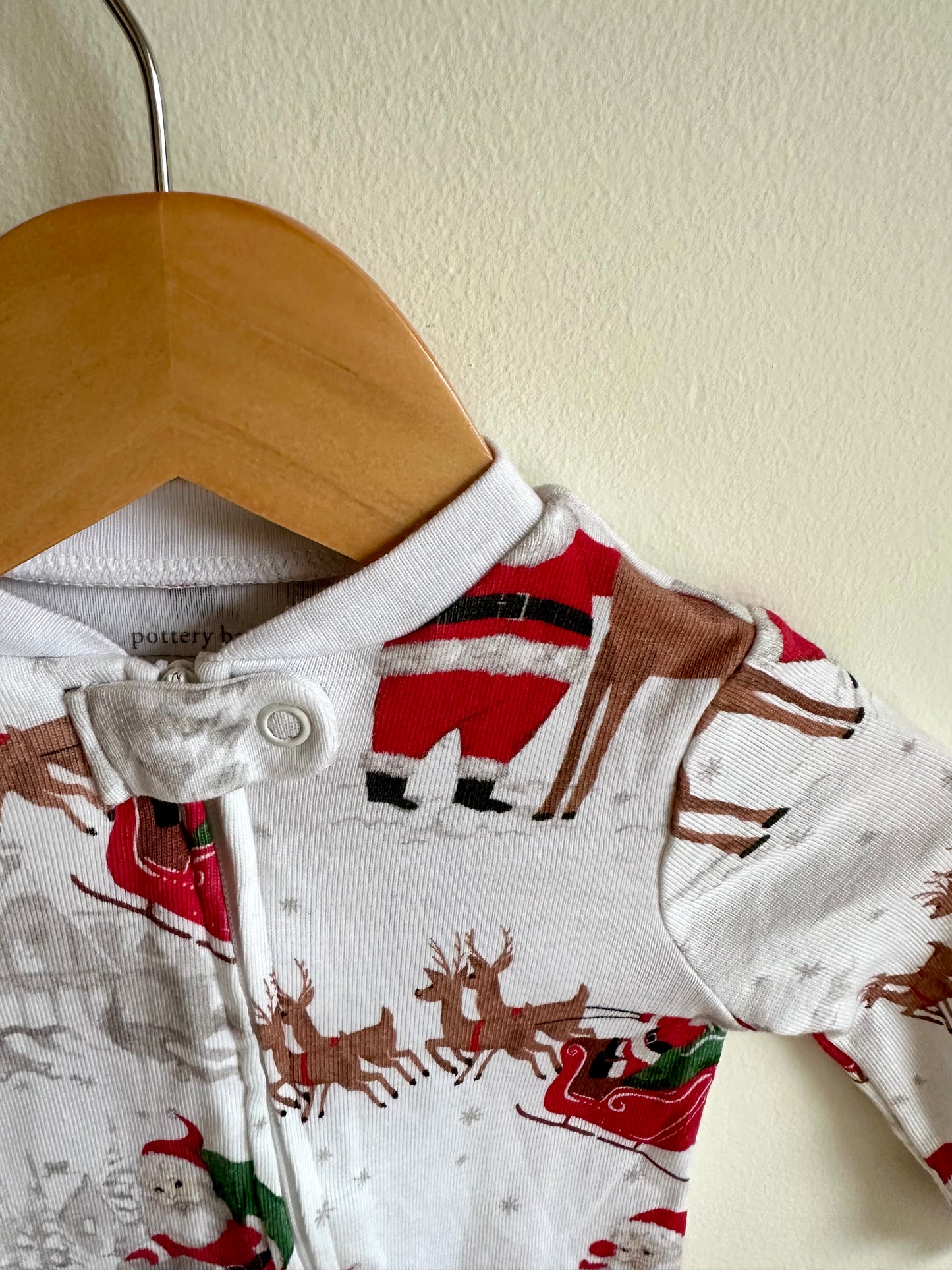 Pottery Barn Santa Sleeper / 9-12m