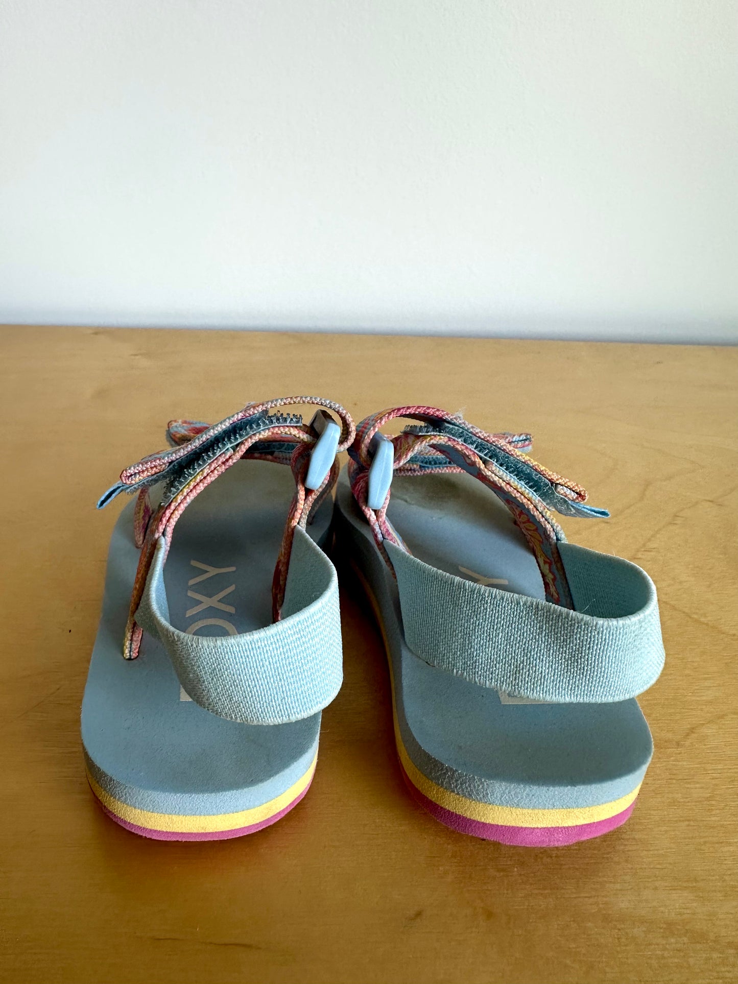 Roxy Velcro Floral Sandals / Size 6 Toddler?