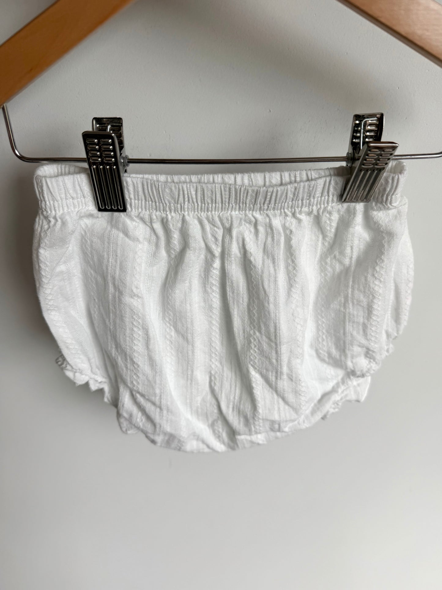 White Fabric Details Bloomers / 24m?