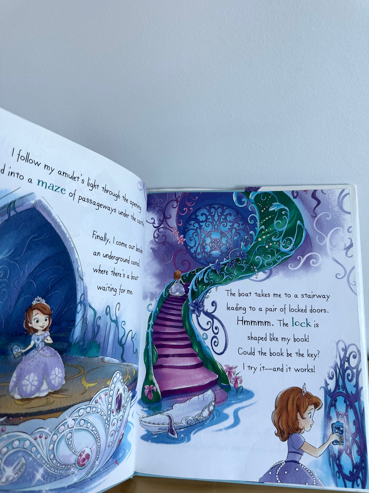 Sofia The Secret Library Book / 3-5 years