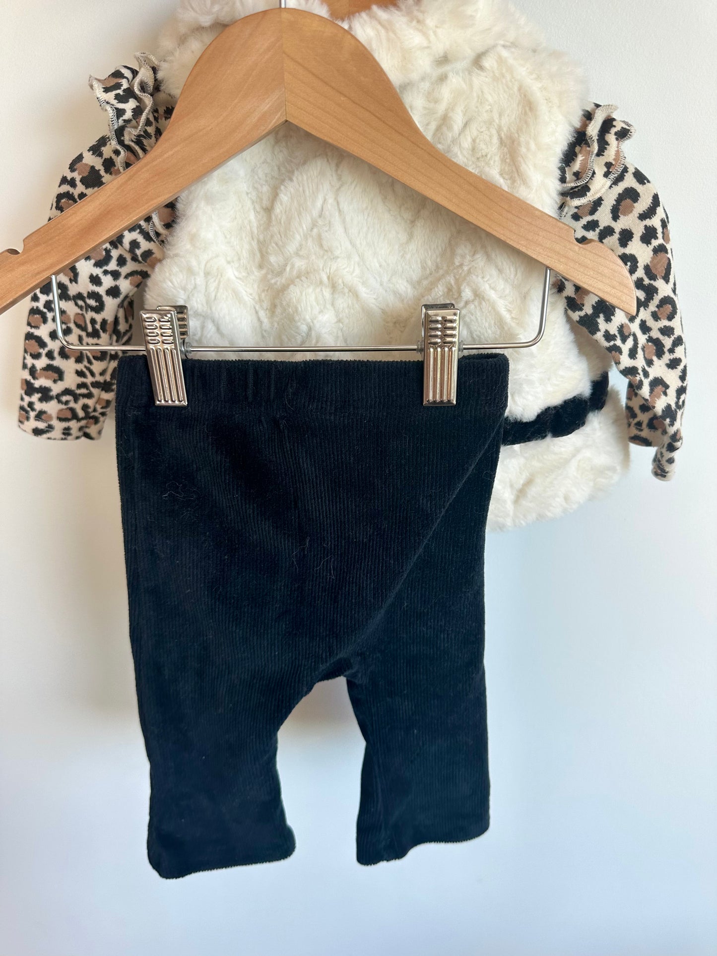 Rachel Zoe 3 Piece - Bodysuit, Vest + Pants / 6-9m