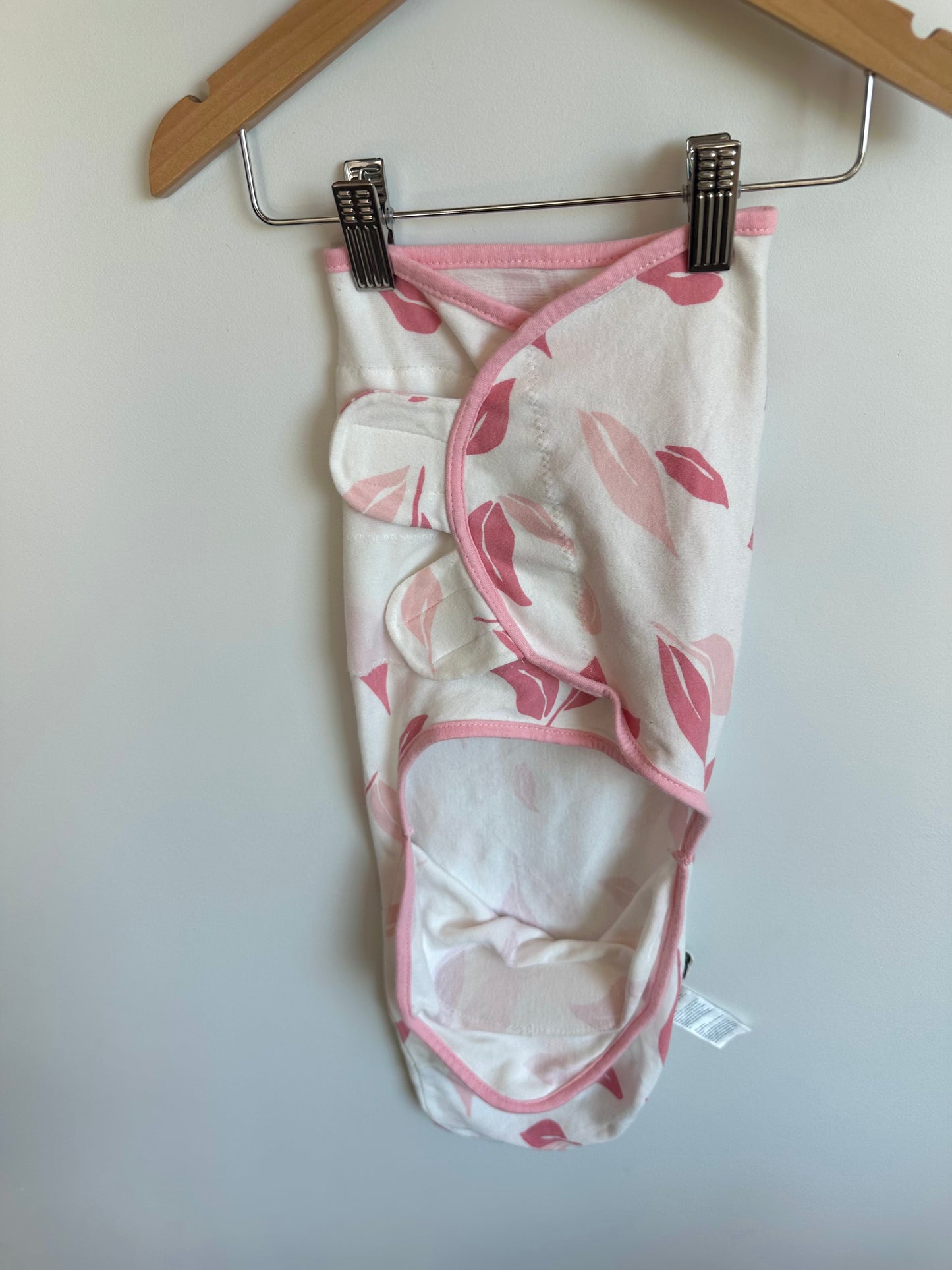 Pack of 2 Pink Swaddles / 0-3m (7-14lbs)