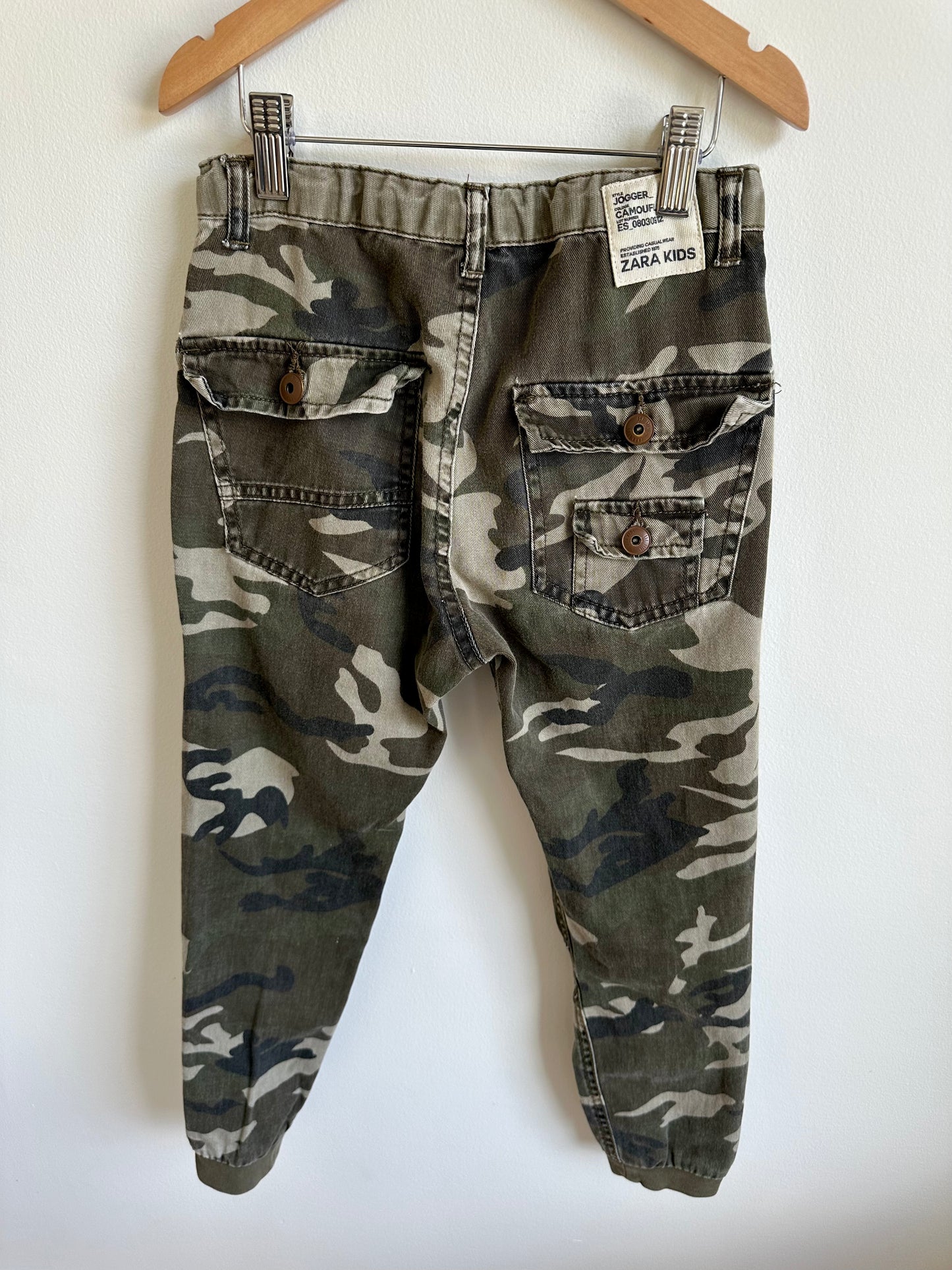 Zara Camo Pants / 9 years