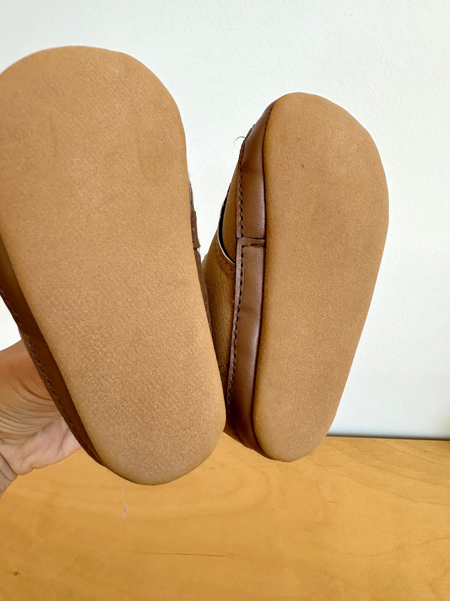 Tan Soft Sole Shoes / 3-6m?
