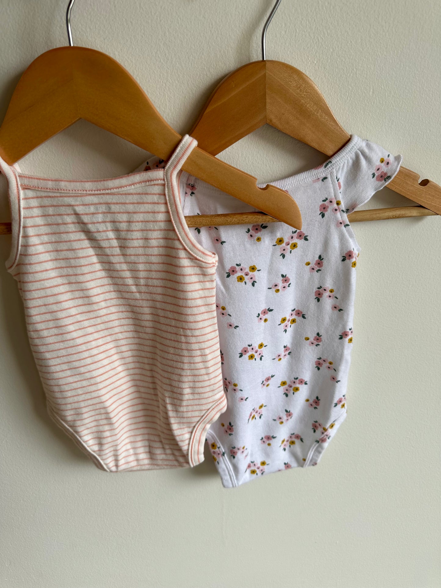 Set of 4 Bow Bodysuits / 3m