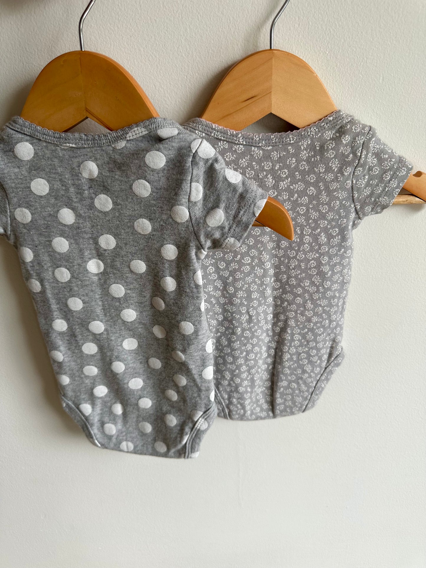 Set of 4 Bow Bodysuits / 3m