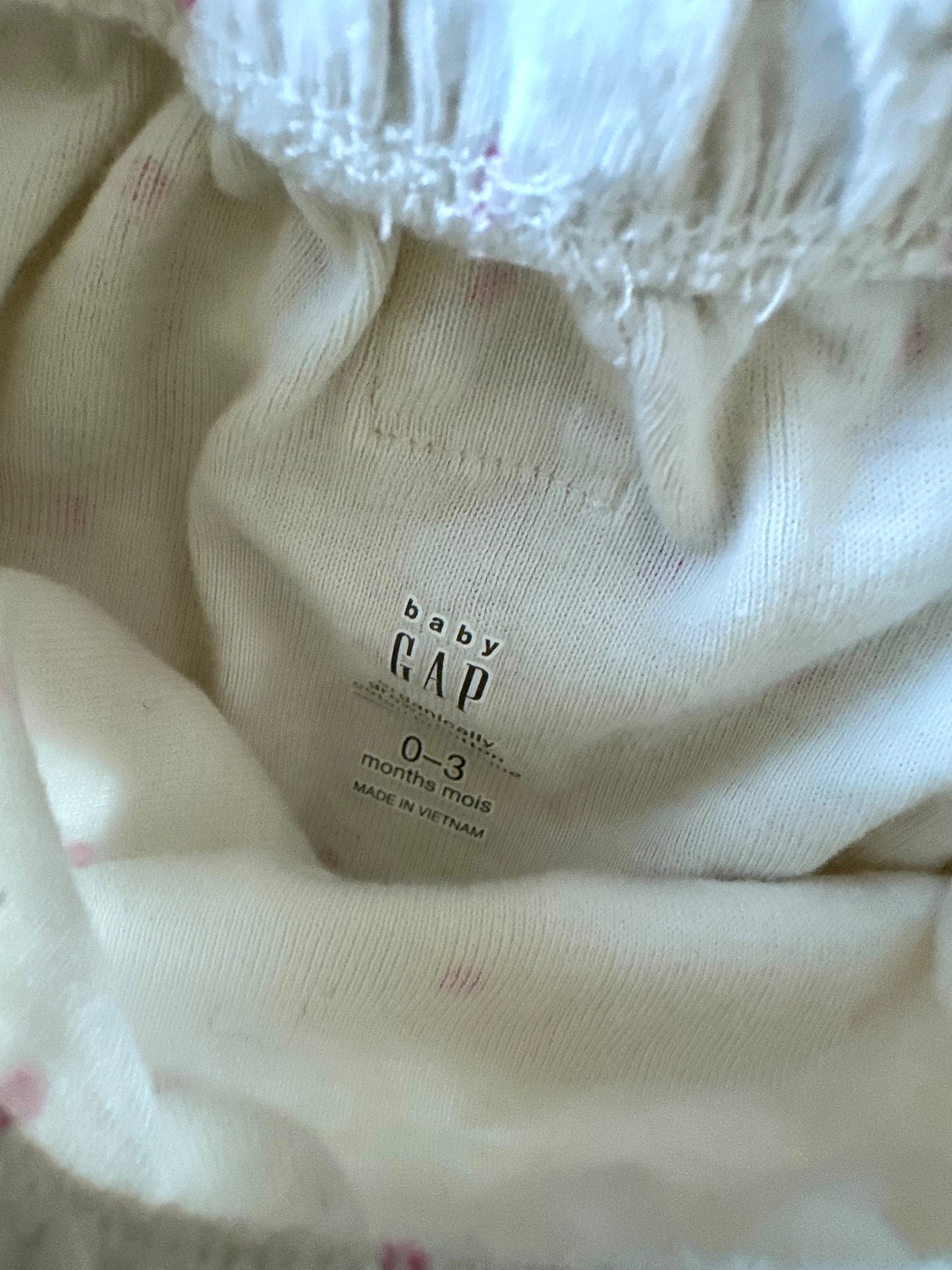 Gap Organic Polka Dot Shorties / 0-3m