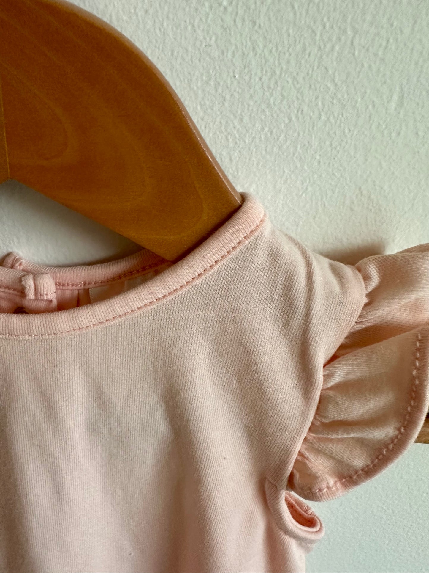 Pink Ruffle Sleeve Bodysuit / 3-6m