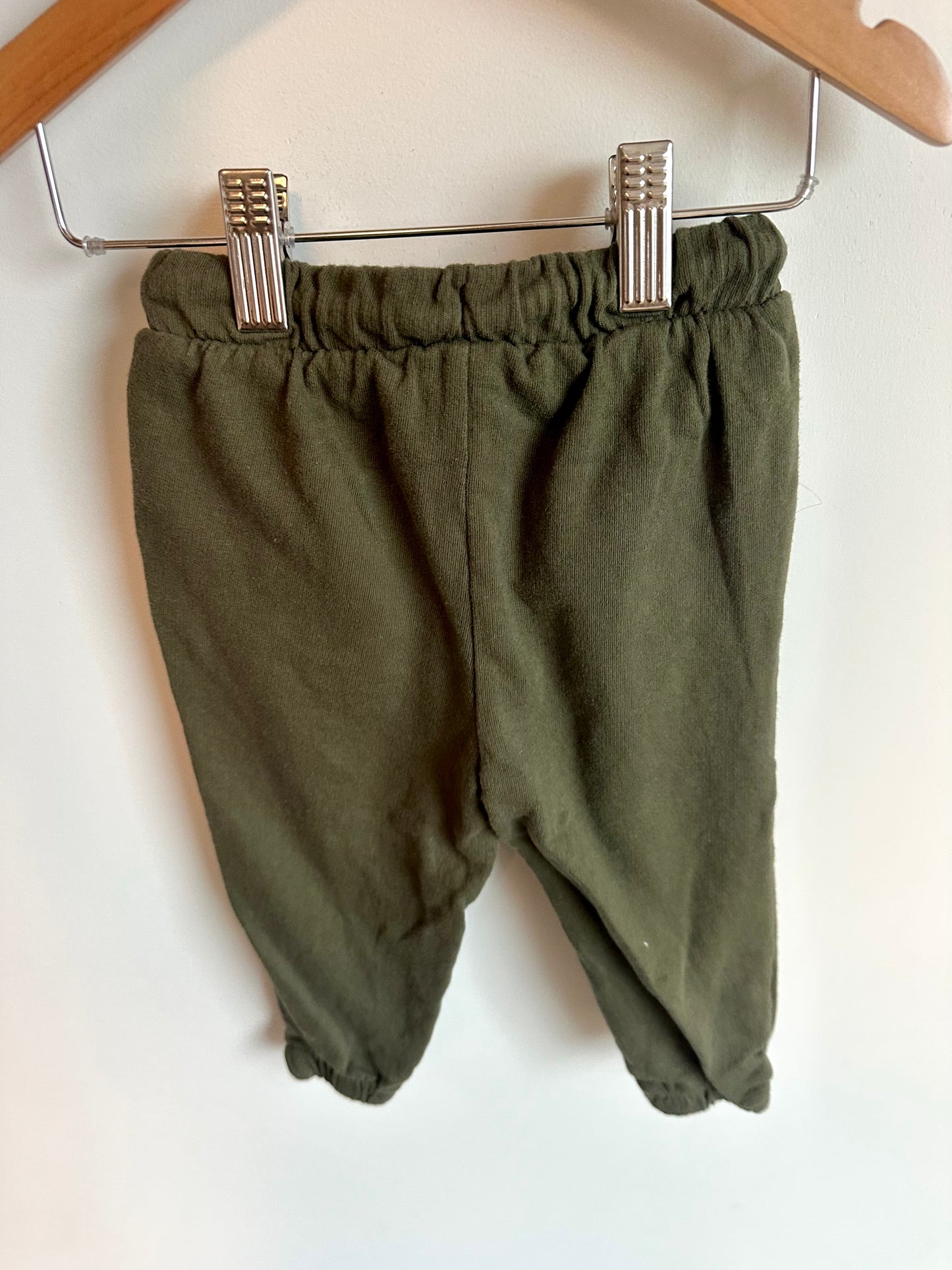 Old Navy Dark Olive Tapered Pants / 18m