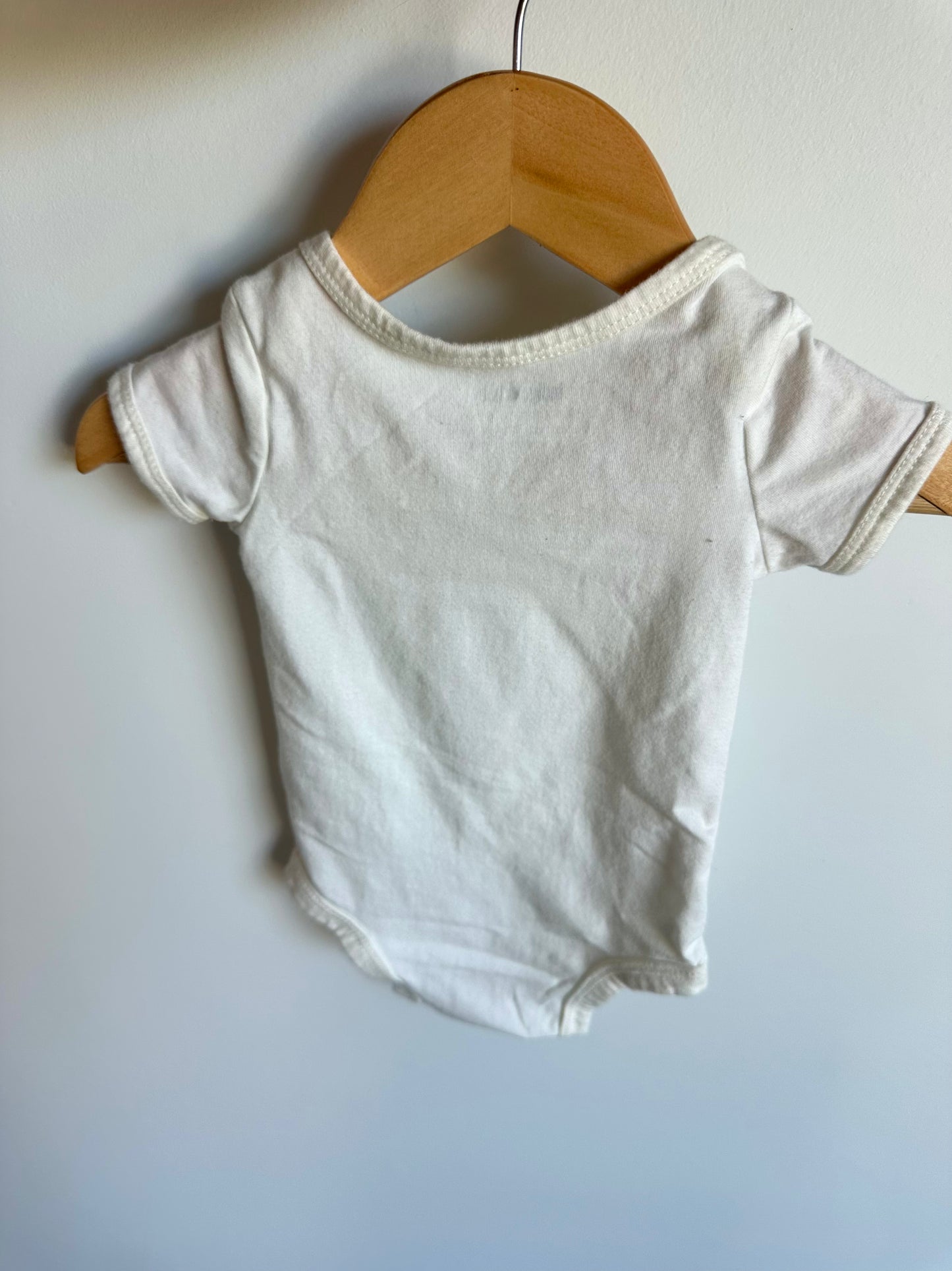 House White Bodysuit / 3-6m