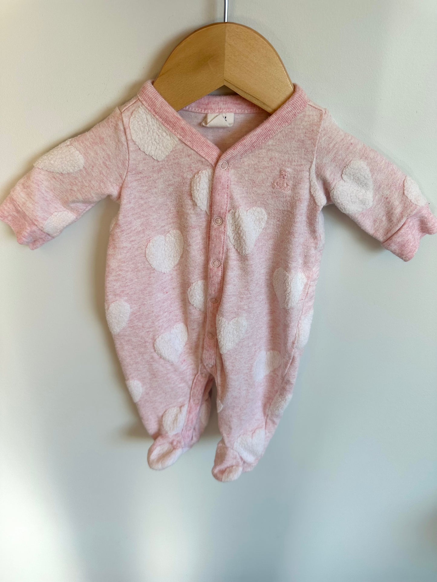 Gap Newborn Pink Heart Sleeper / 0m