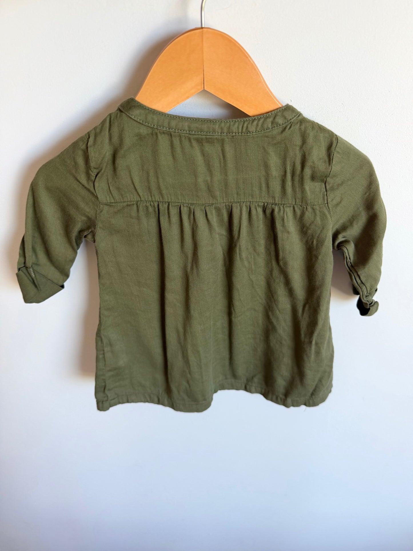 Green 3/4 Button Top / 24m