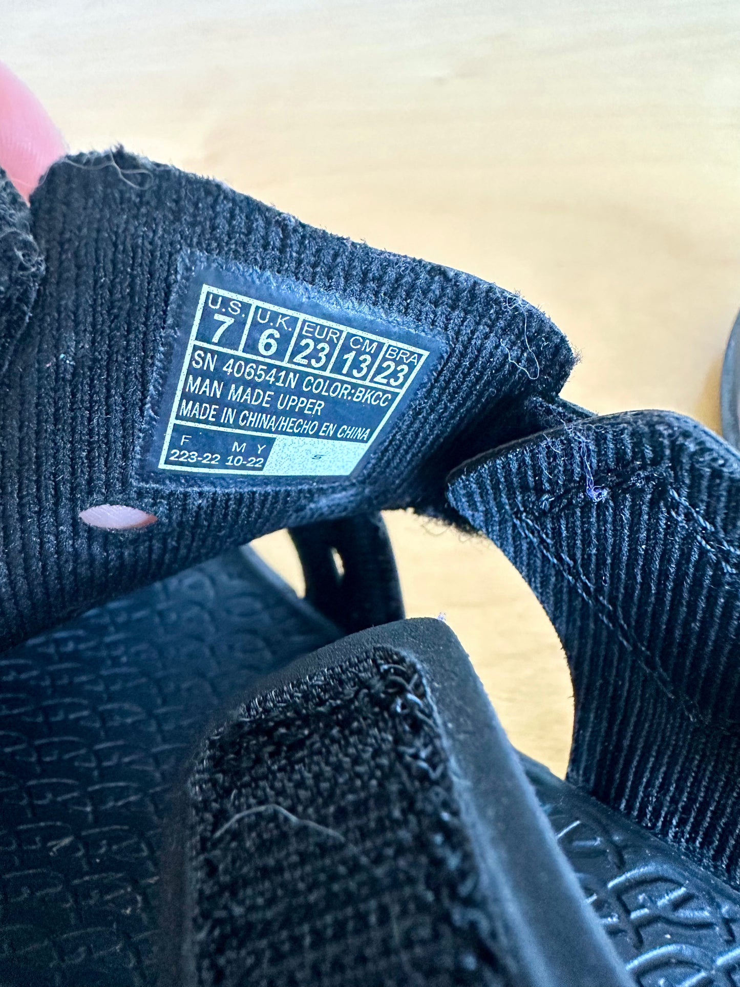 Skechers Strap Sandals / Size 7 Toddler