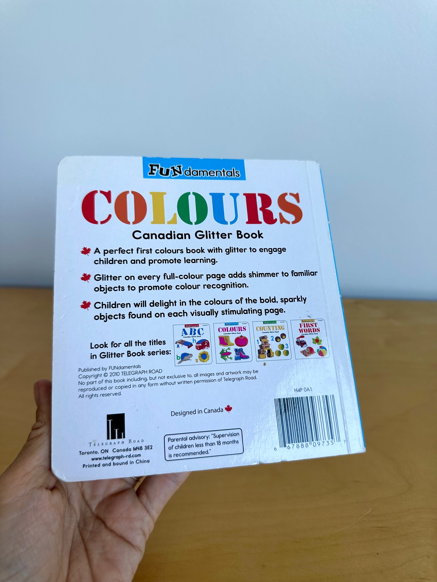Colours Canadian Glitter Book / 0-2 years