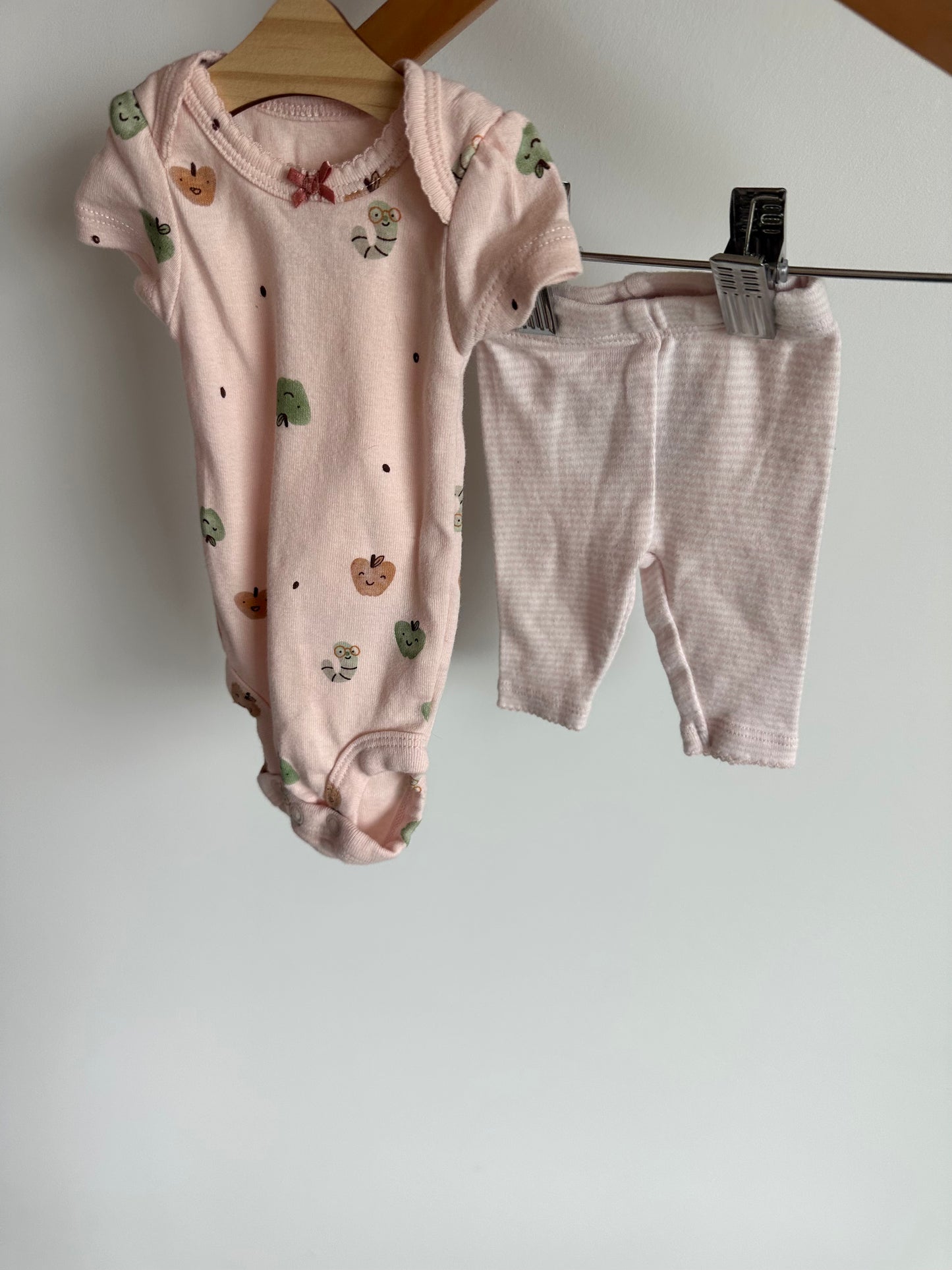 Preemie Book Worm Bodysuit + Pants Set / Preemie