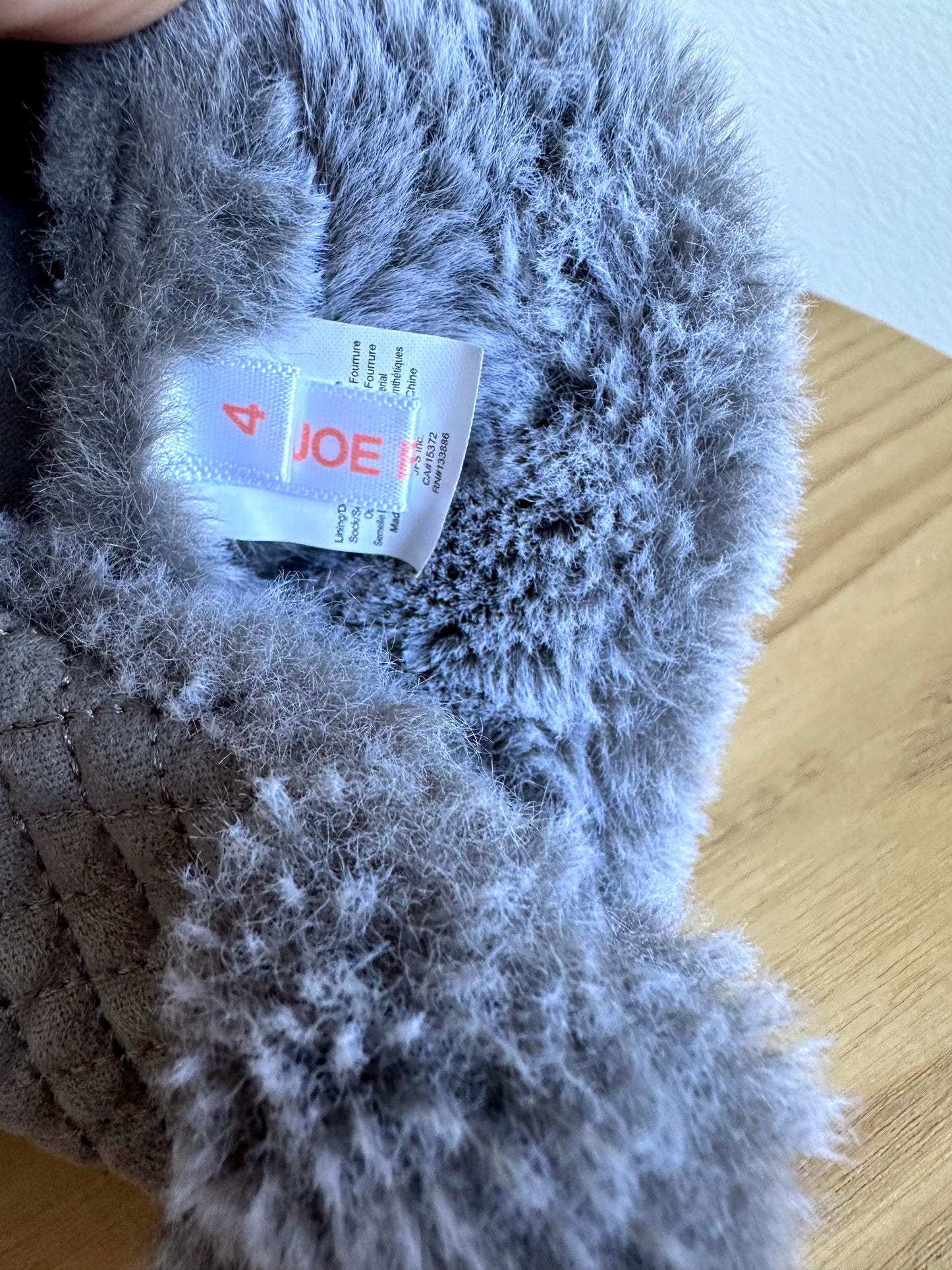 Grey Soft Sole Boots / Size 4 Toddler