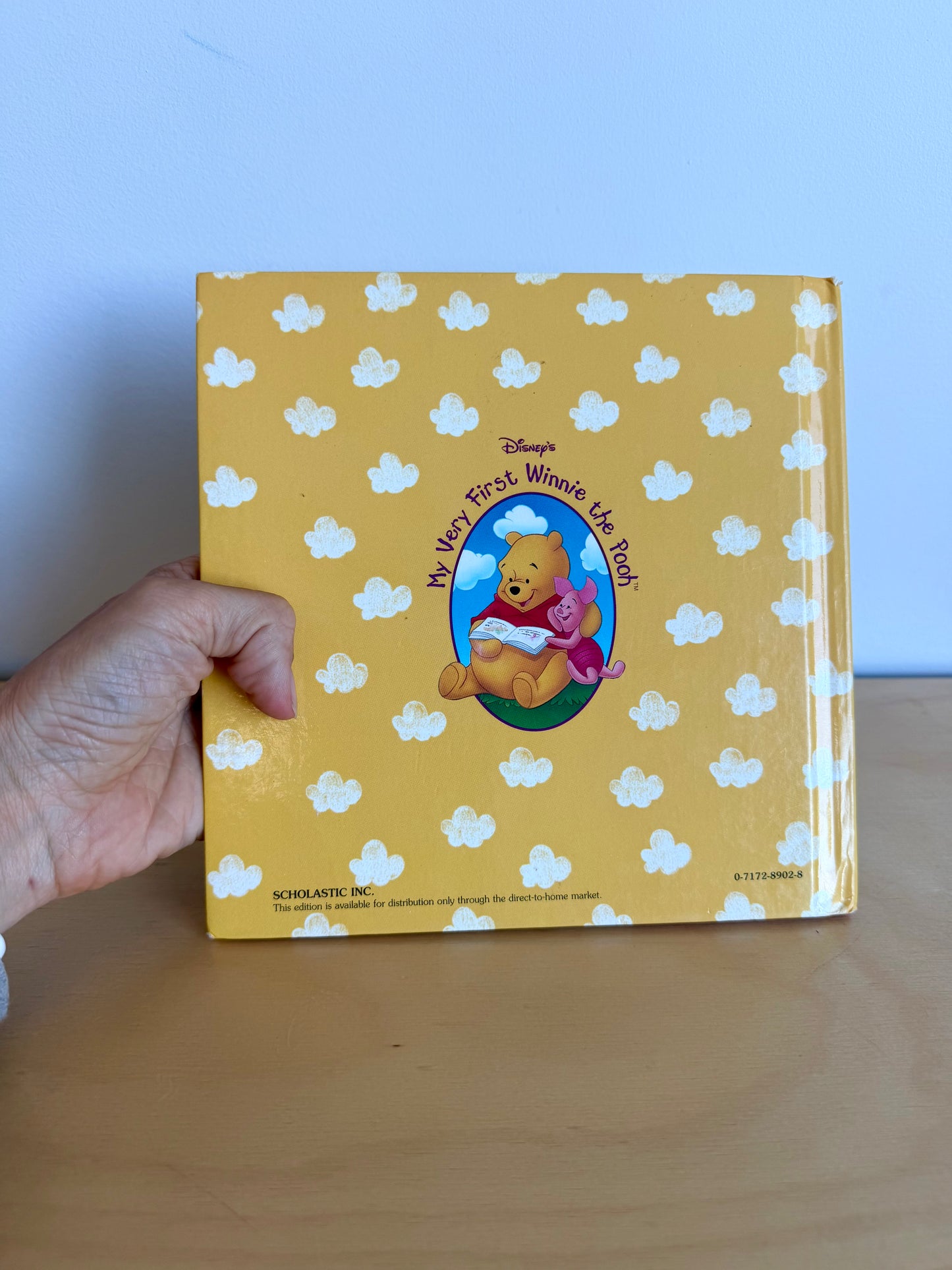 Pooh's Favorite Singing Games Book / 3-5 years