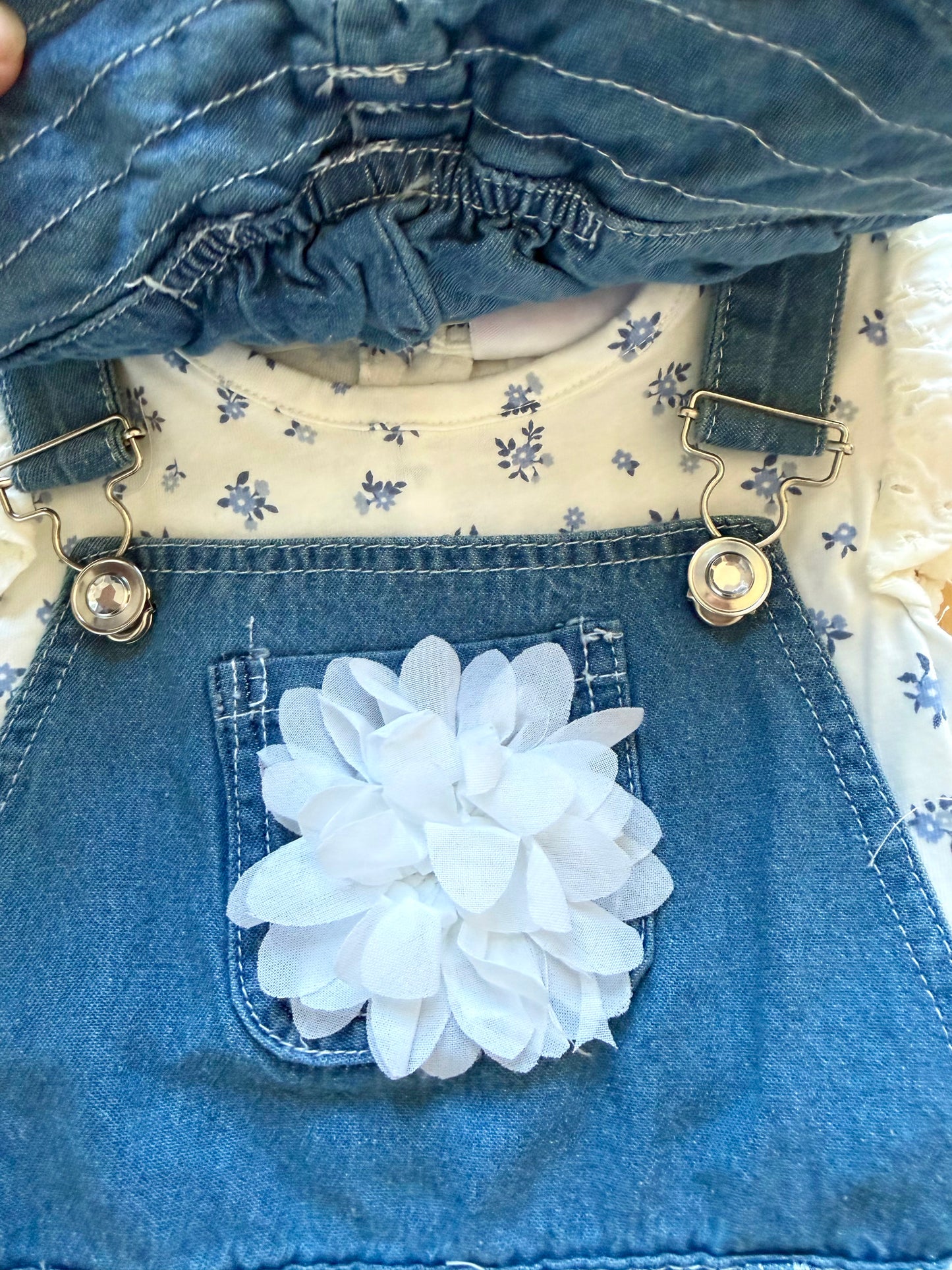 Bodysuit, Dress and Bucket Hat Set (With tags) / 24m
