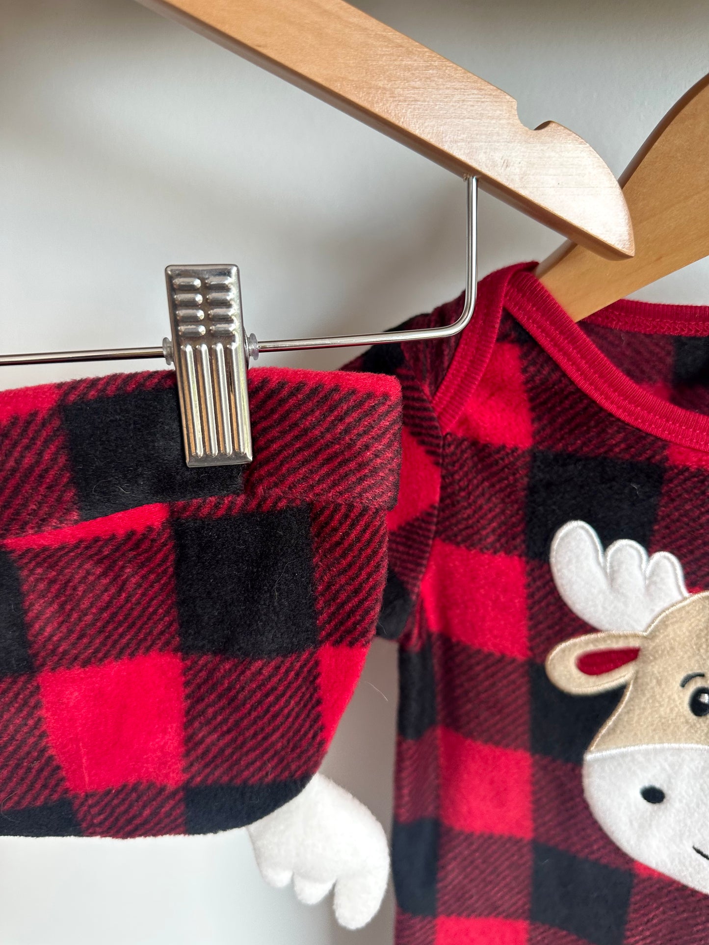 Fleece Buffalo Plaid Moose Sleeper + Toque Set / 3-6m