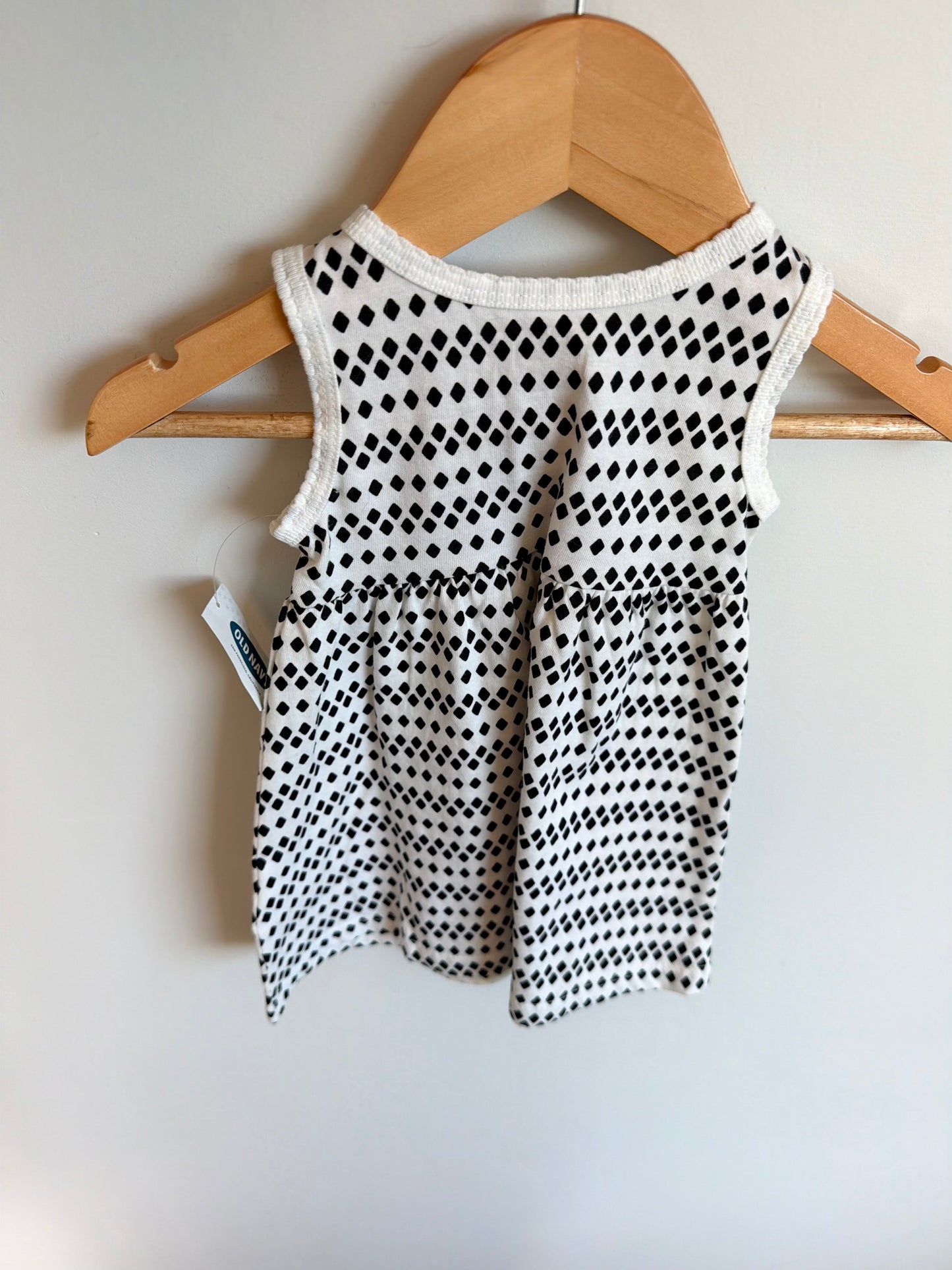 Black and White Diamond Pattern Dress (With tags) / 3-6m