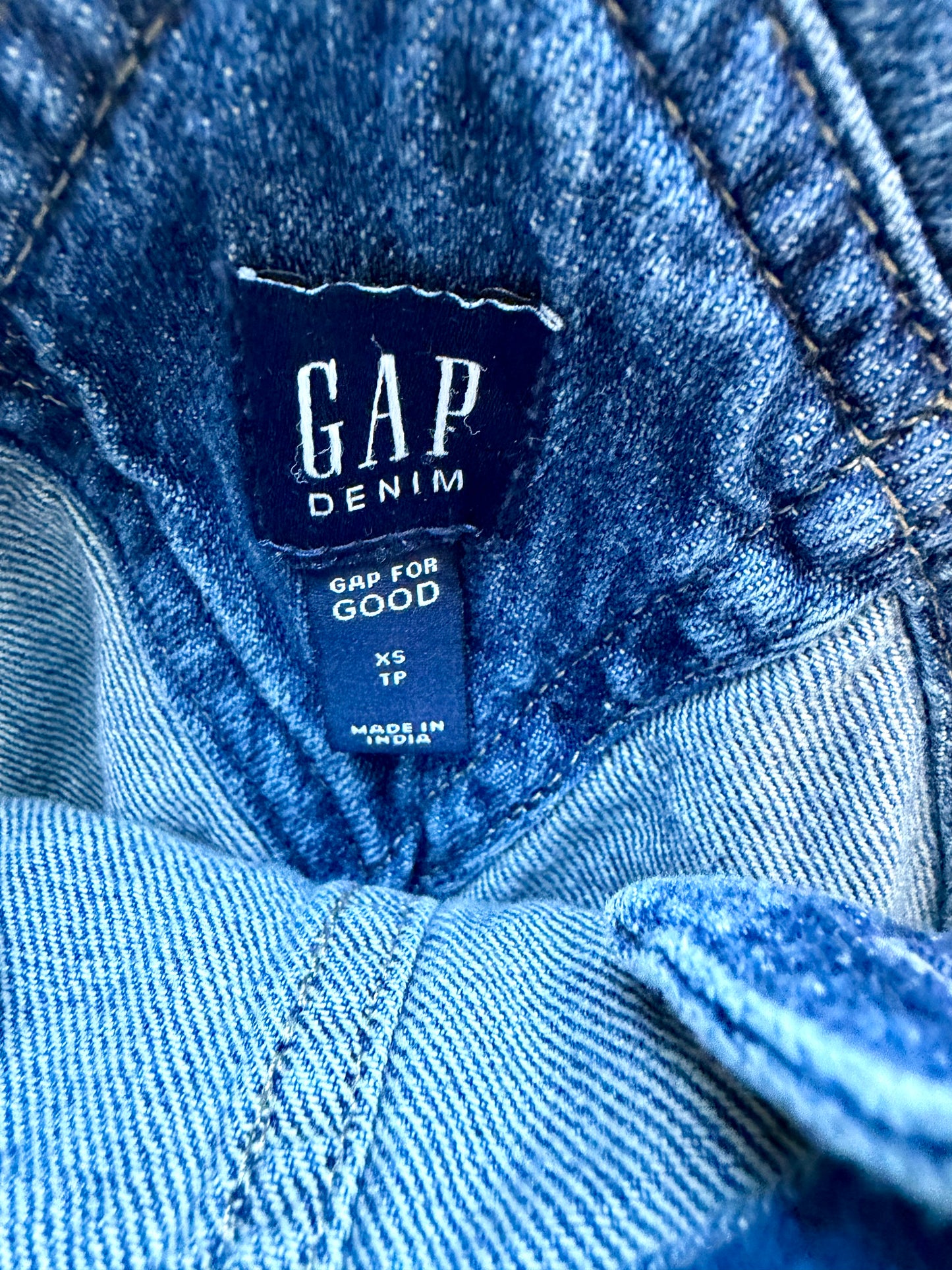 Gap Blue Denim Overall Shorts / 4T