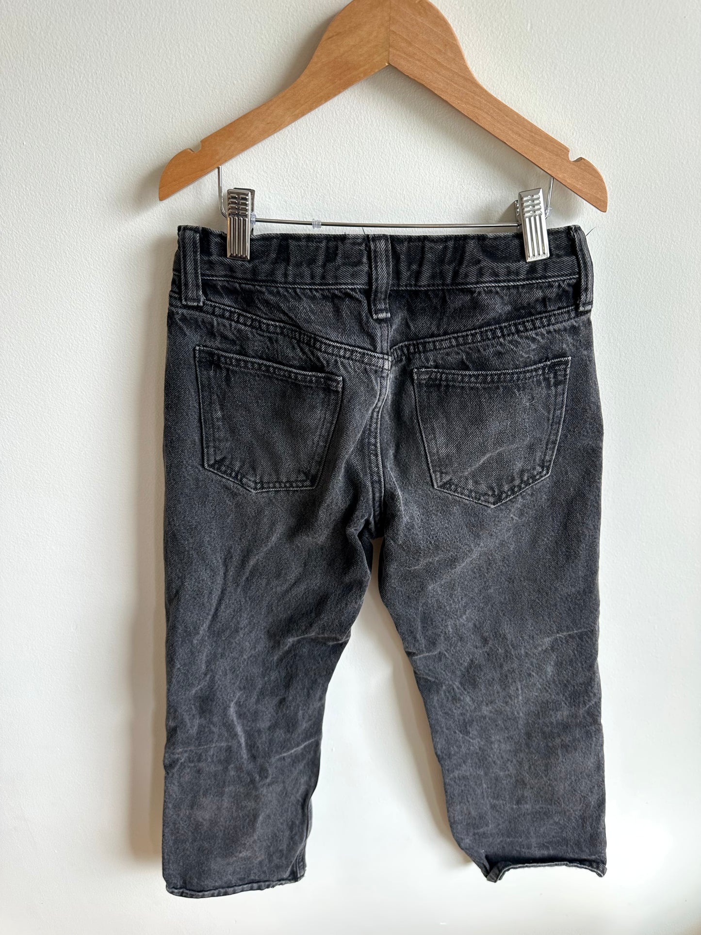 Black Loose Fit Jeans / 8 years