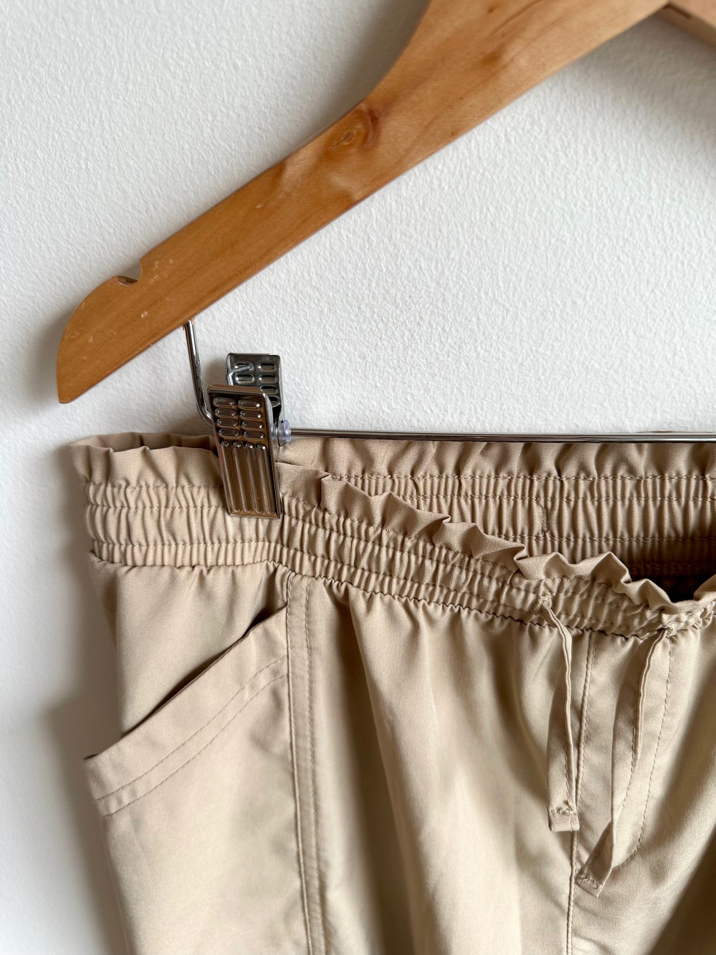 Stretch Quick Dry Tan Pants / 10-12 years