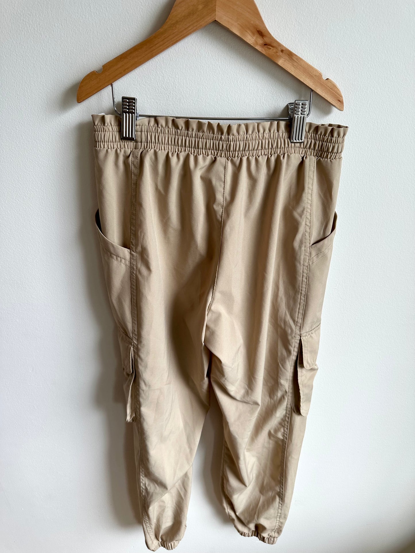 Stretch Quick Dry Tan Pants / 10-12 years