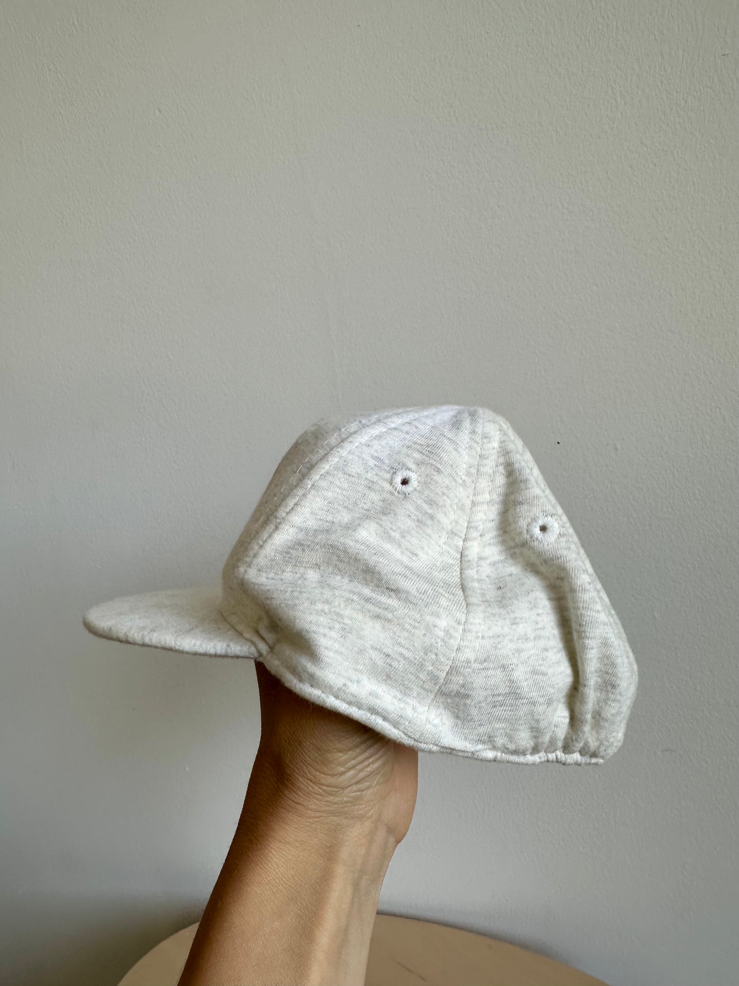 H&M NYC Cap / 4-6m