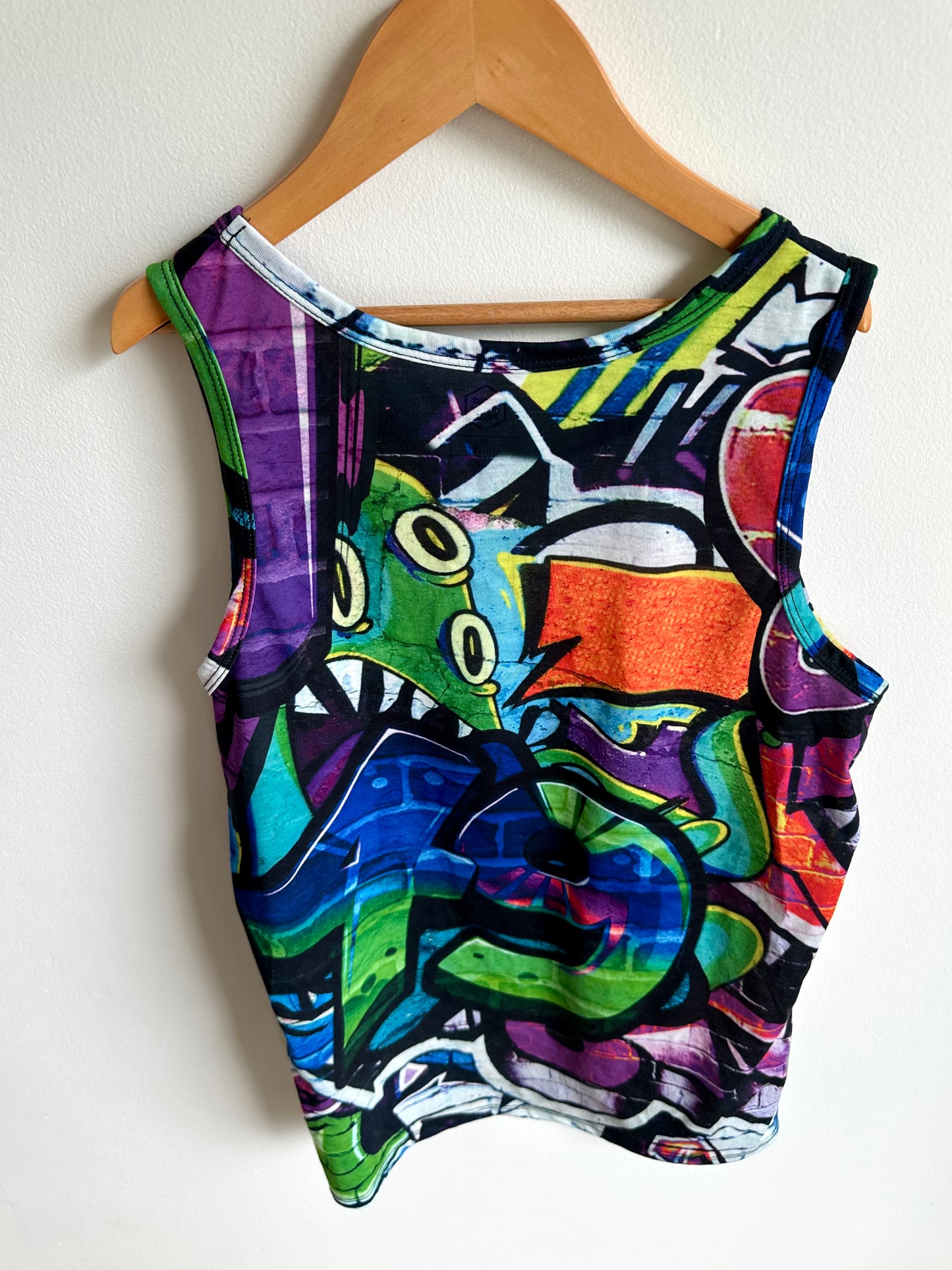 West 49 Graffiti T-shirt / 10-12 years