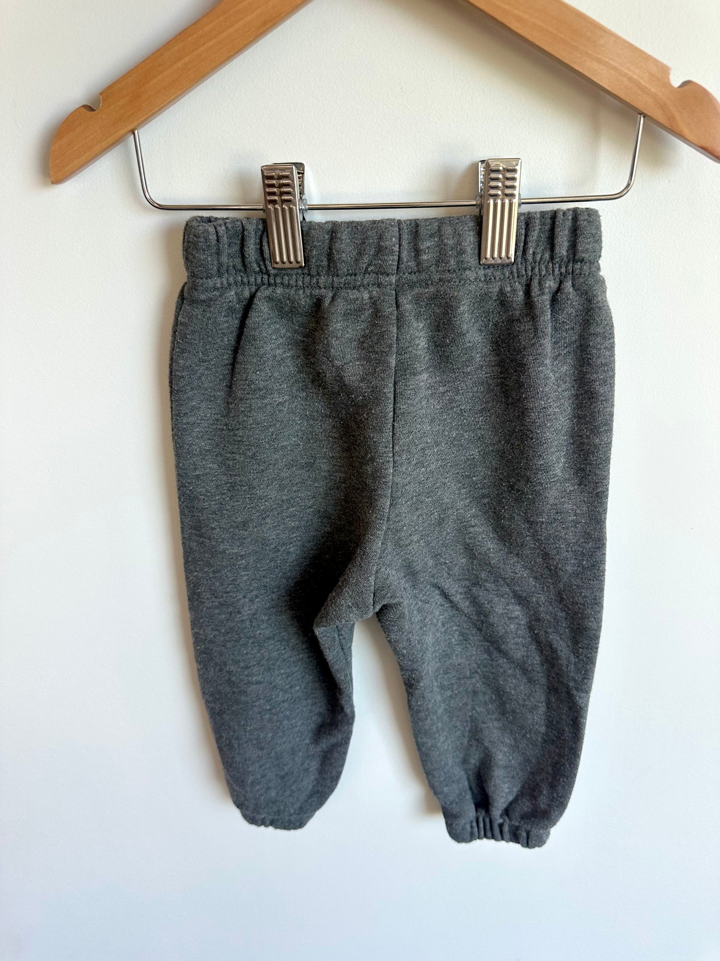Grey Joggers / 12-18m