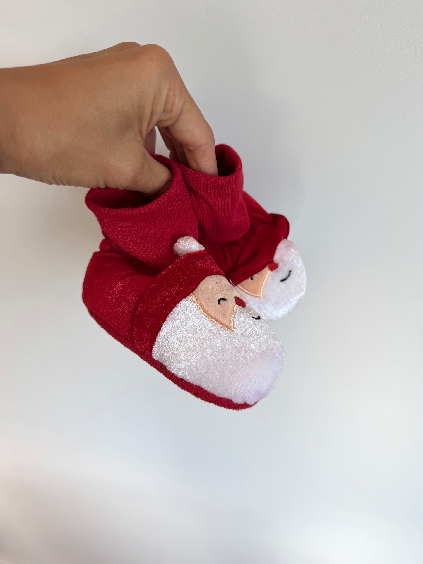 Santa Slippers / 6-12m