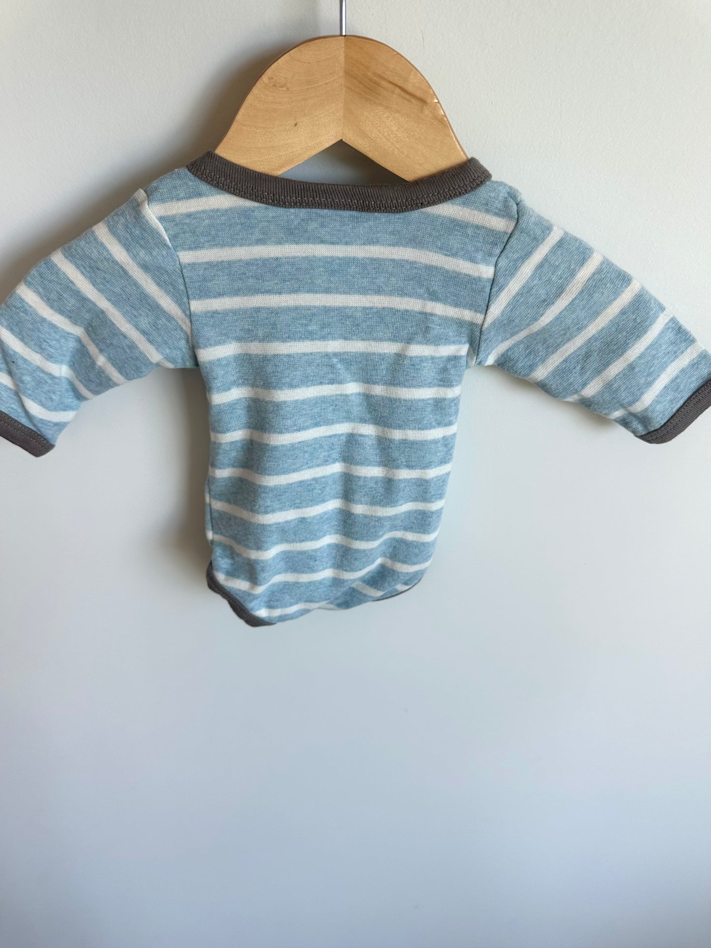 Newborn Blue Stripe Side Snap Bodysuit / 0m