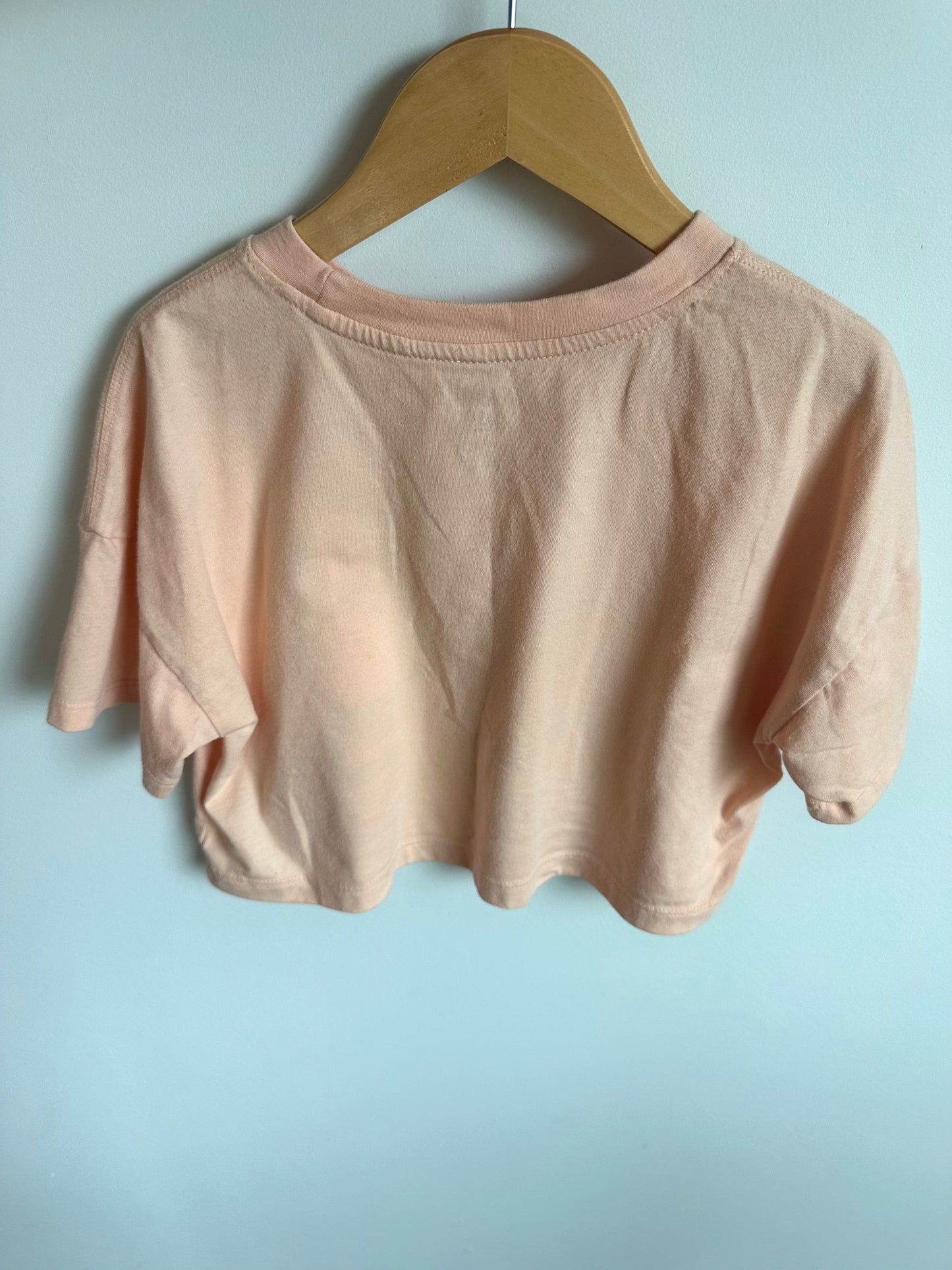 Cute Character T-Shirt / 6 years