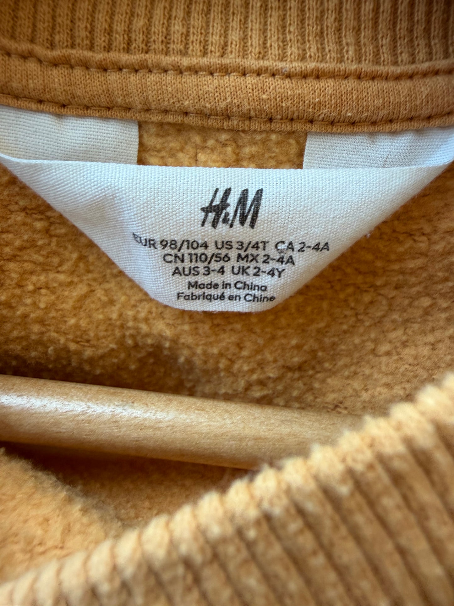 H&M Marigold Ruffle Eyelet Crewneck (PLAY) / 2-3T