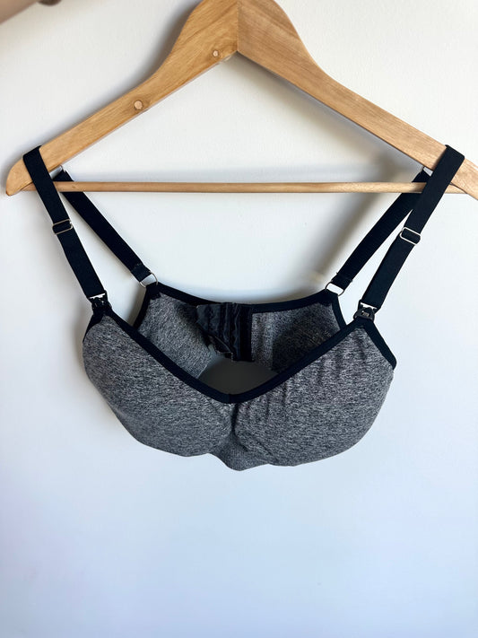 Maternity Grey Padded Bra / XL