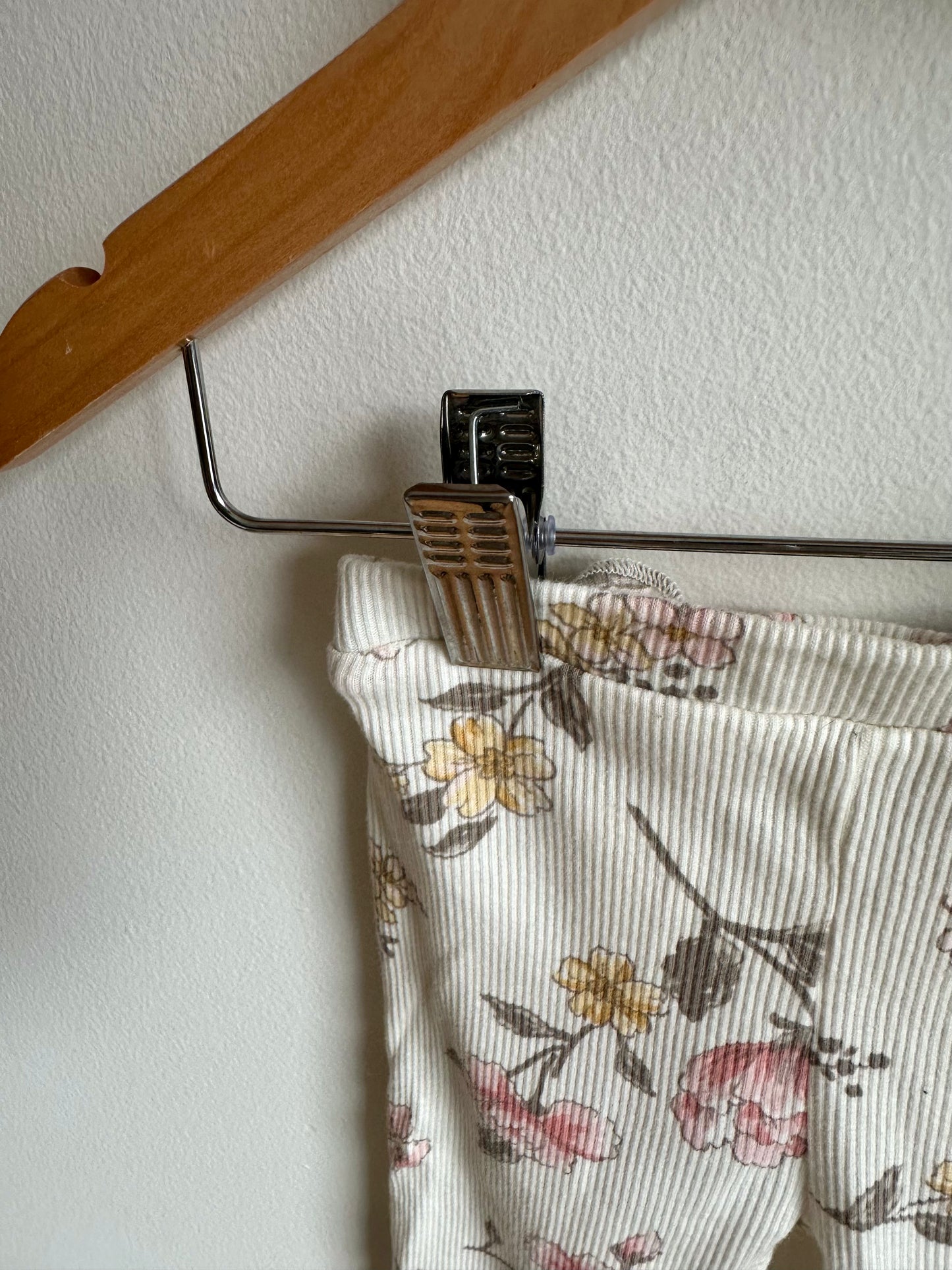 Floral Ribbed Leggings / 6-9m