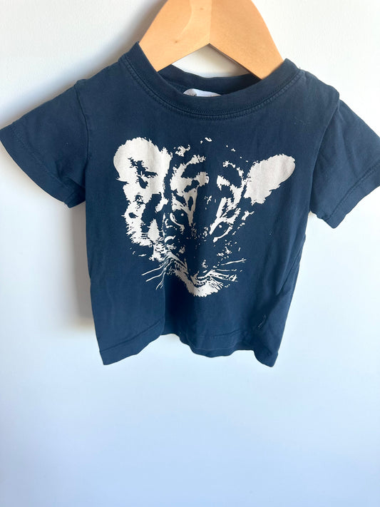 H&M Navy Tiger T-shirt (PLAY) / 6-9m