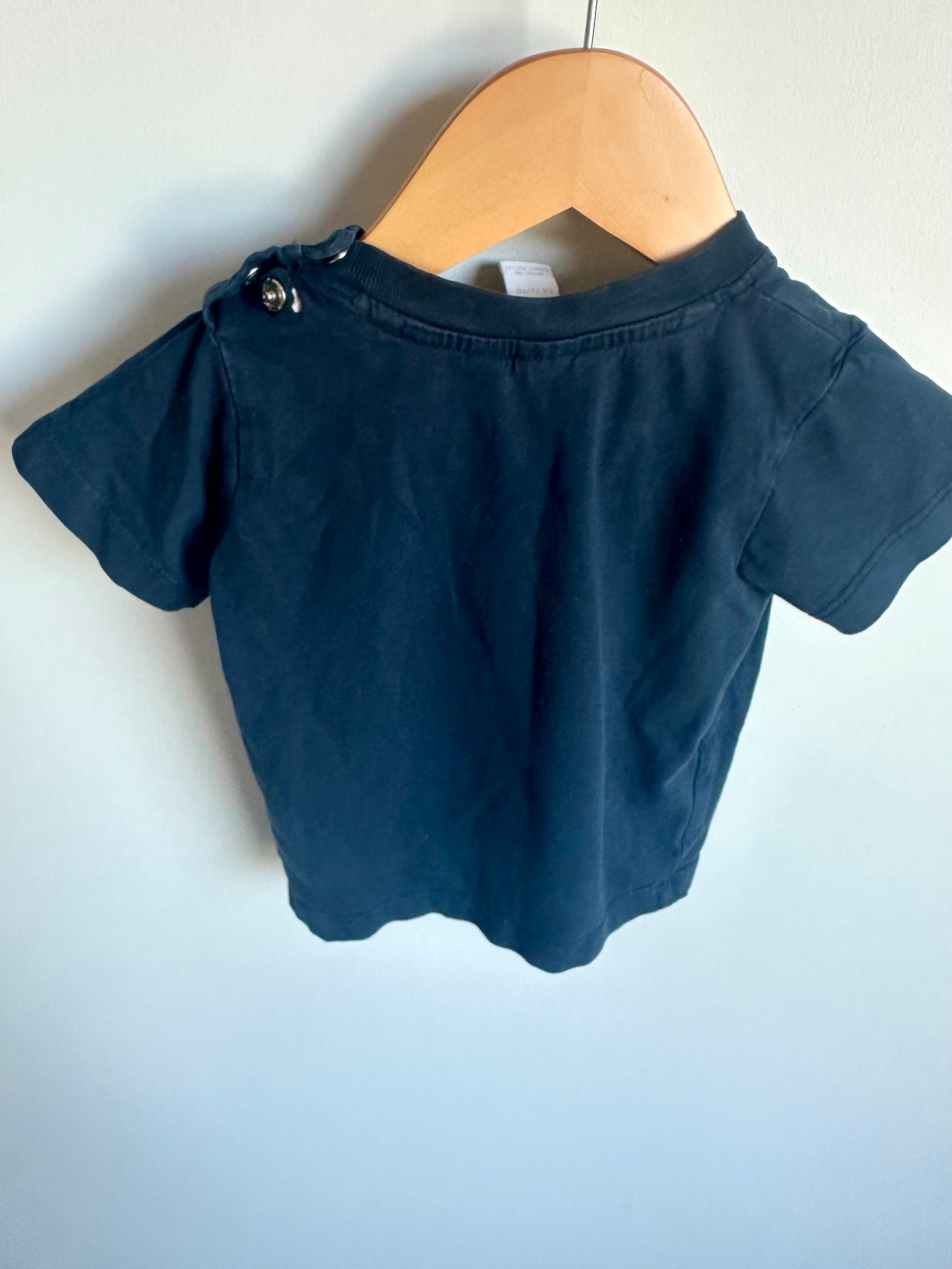 H&M Navy Tiger T-shirt (PLAY) / 6-9m