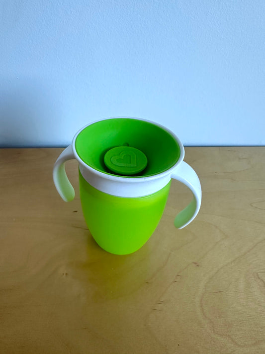 Munchkin Green 7 oz Cup