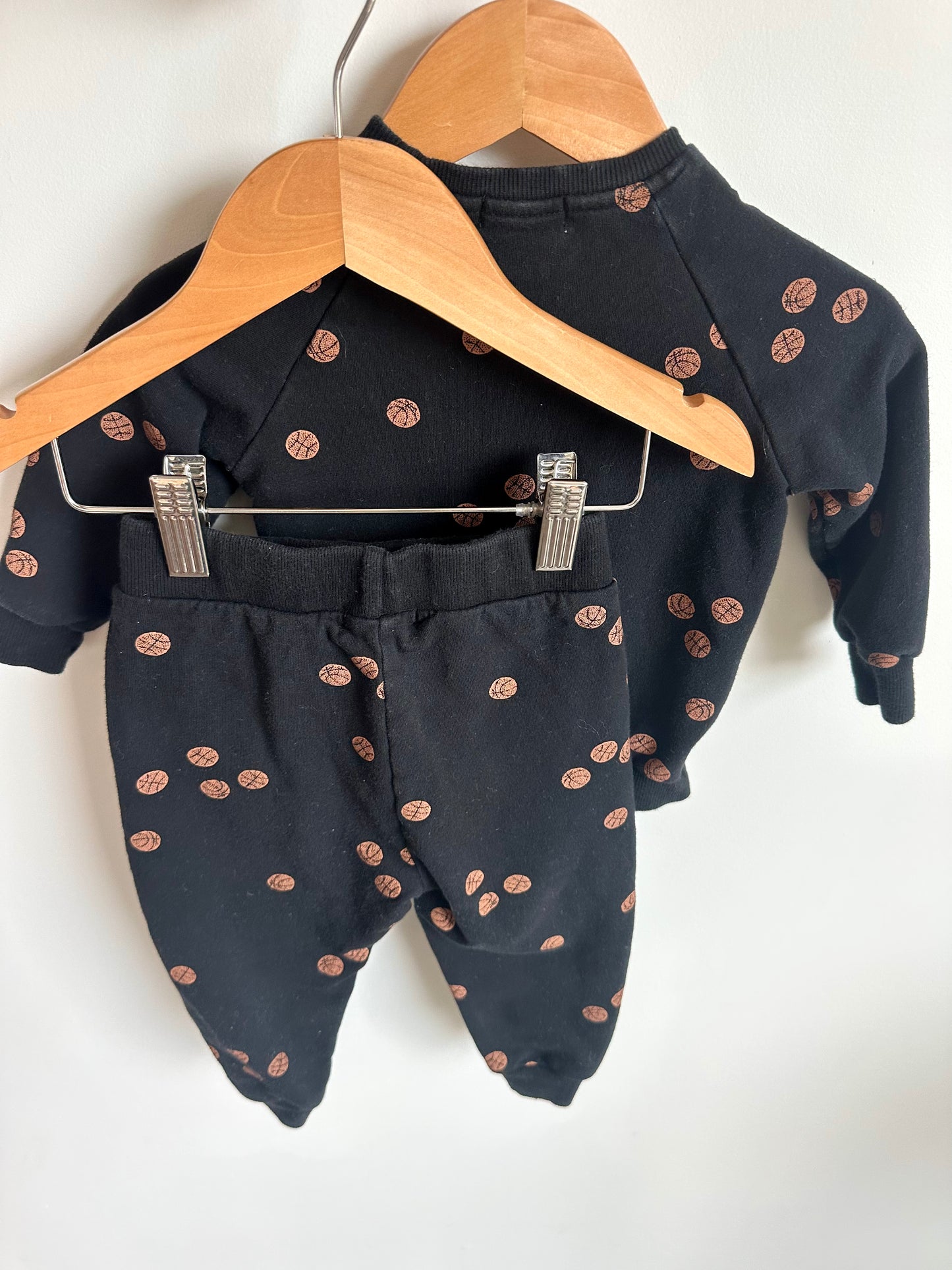 Black Basketball Sweater + Pants Set / 12m