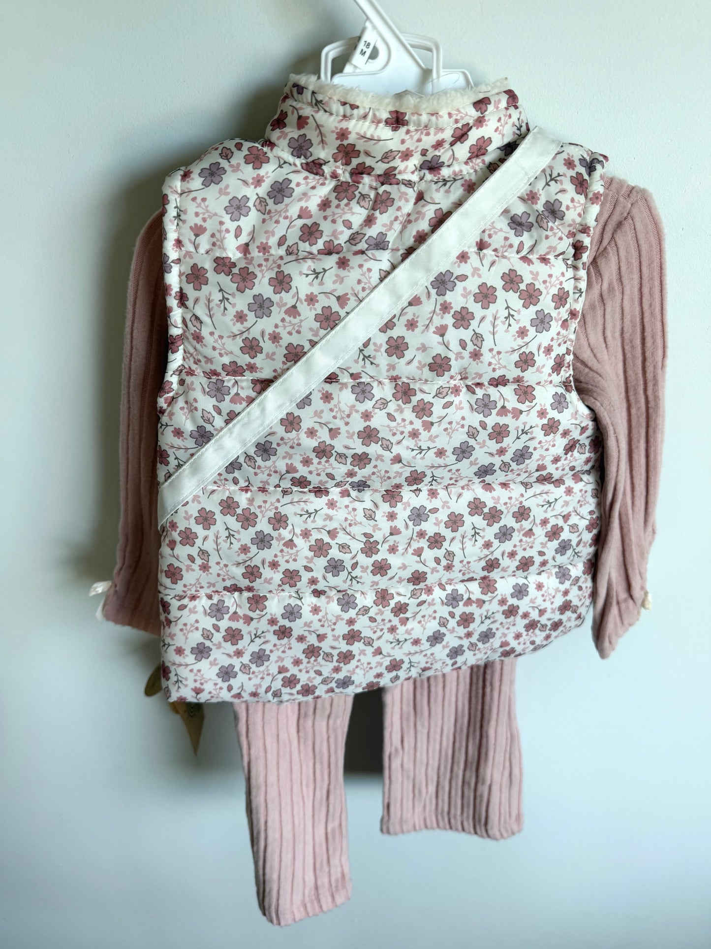 Vest, Purse, Top + Pants Set (With tags) / 18m