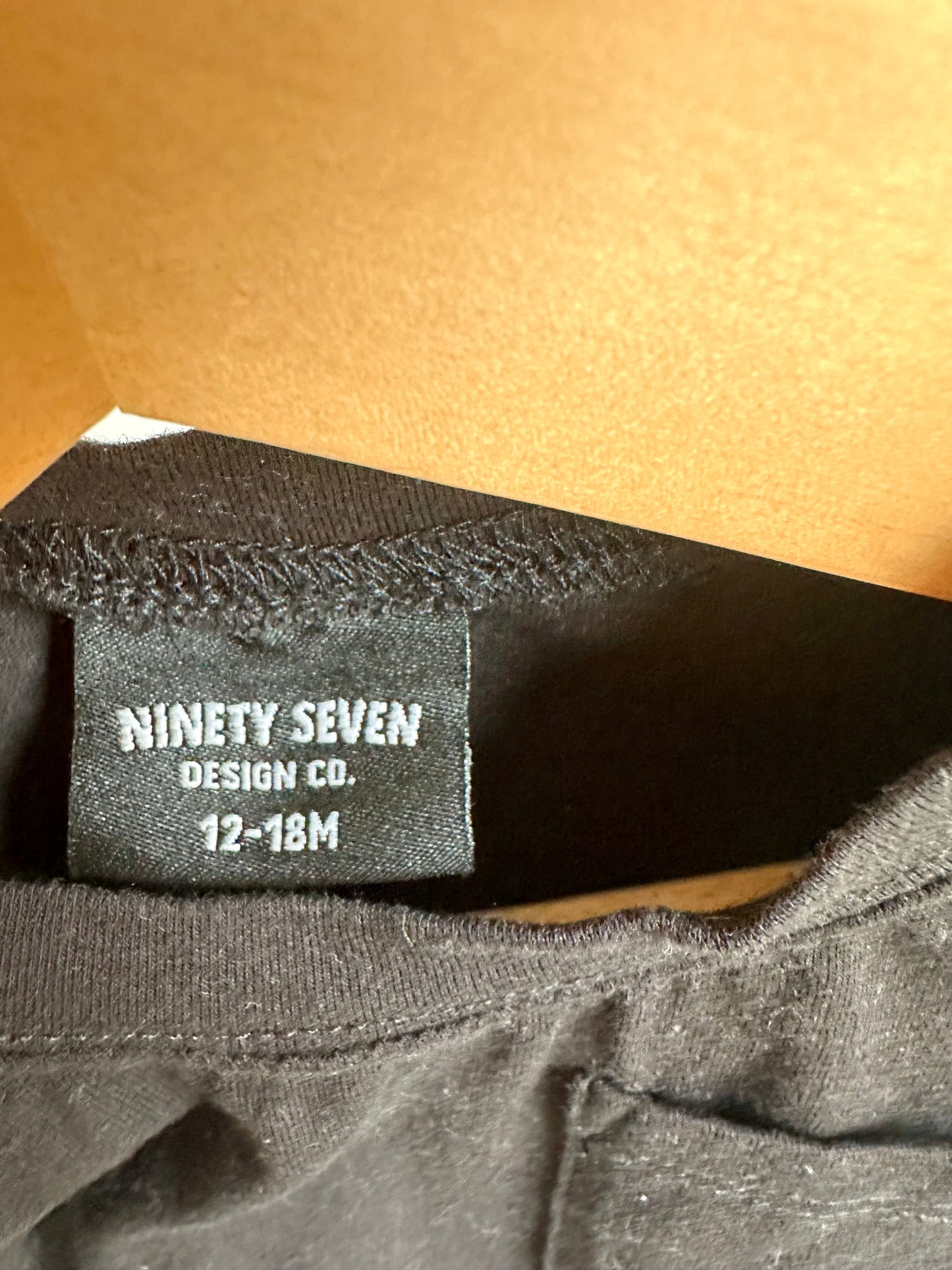 Black Pocket T-Shirt / 12-18m