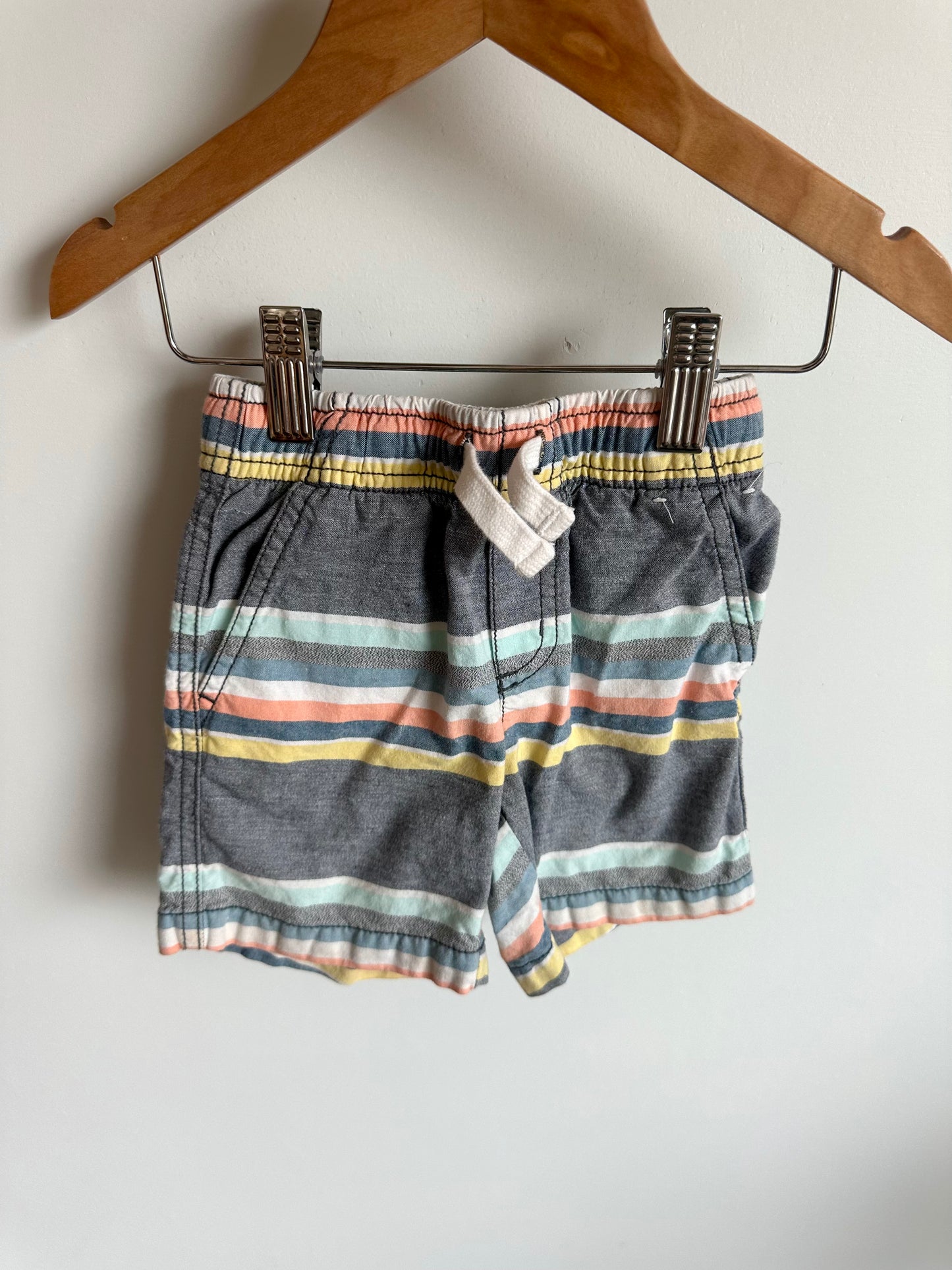 Stripe Colors on Grey Shorts / 12-18m